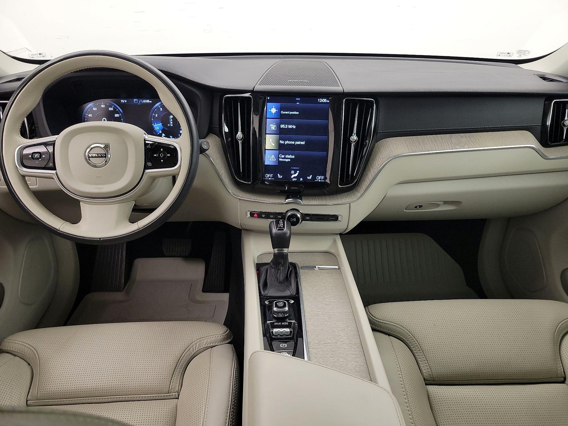 Thumbnail: 2020 Volvo XC60 - 9