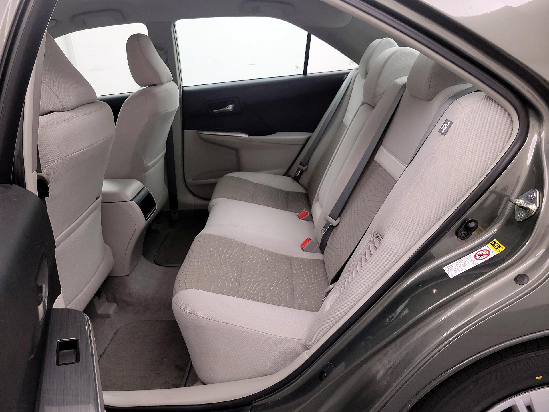 Thumbnail: 2014 Toyota Camry - 19