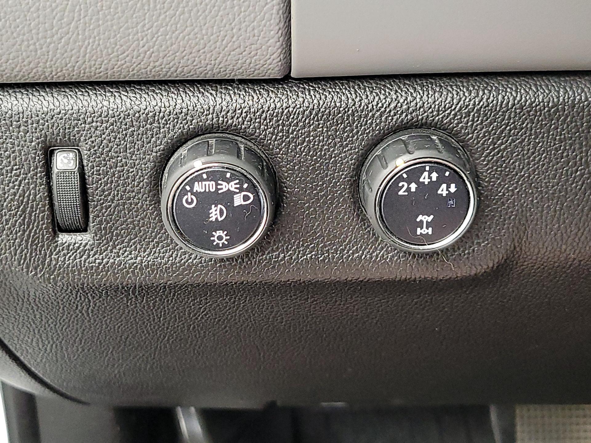 Thumbnail: 2016 Chevrolet Colorado - 13