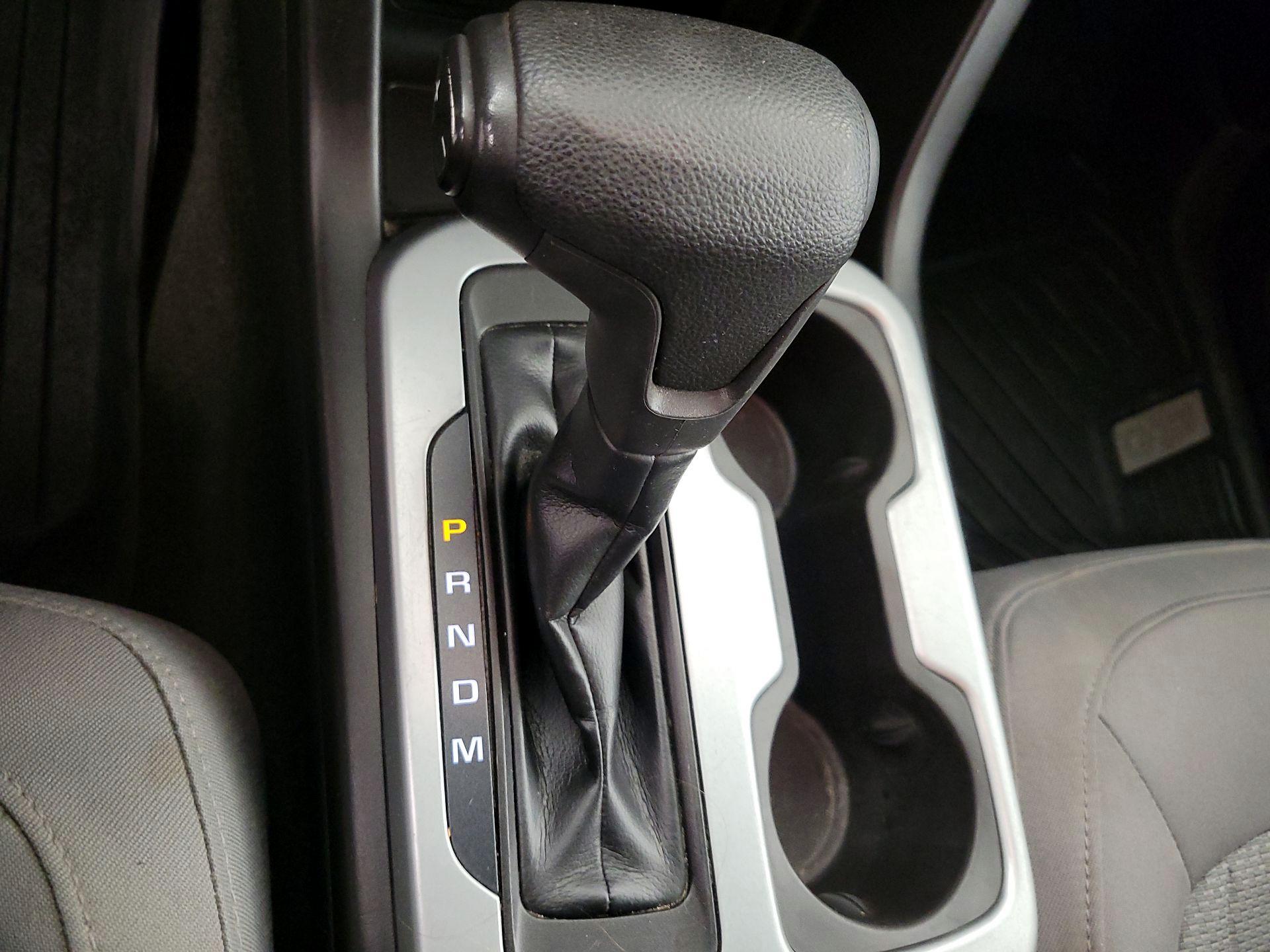 Thumbnail: 2016 Chevrolet Colorado - 17