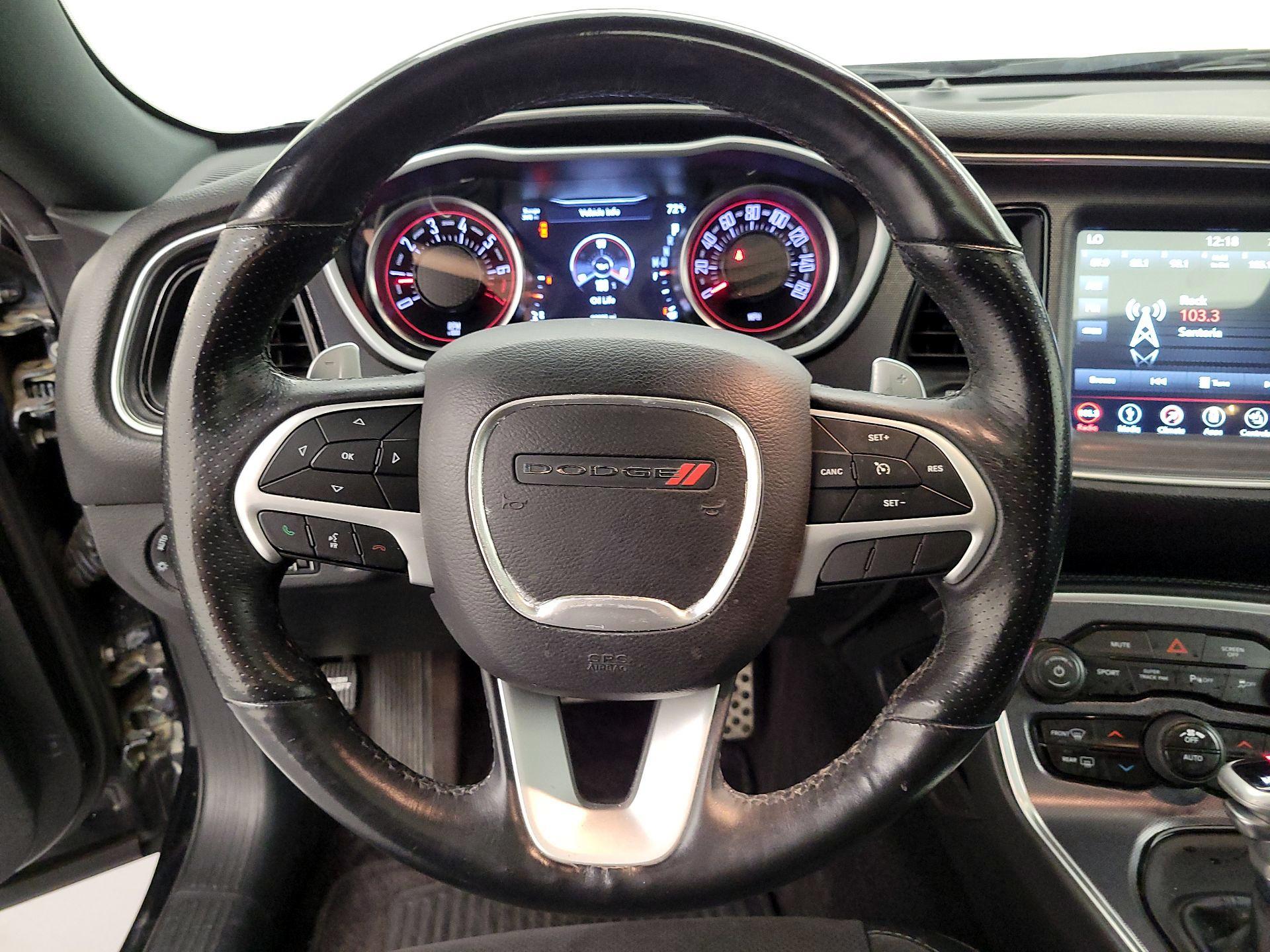 Thumbnail: 2018 Dodge Challenger - 10