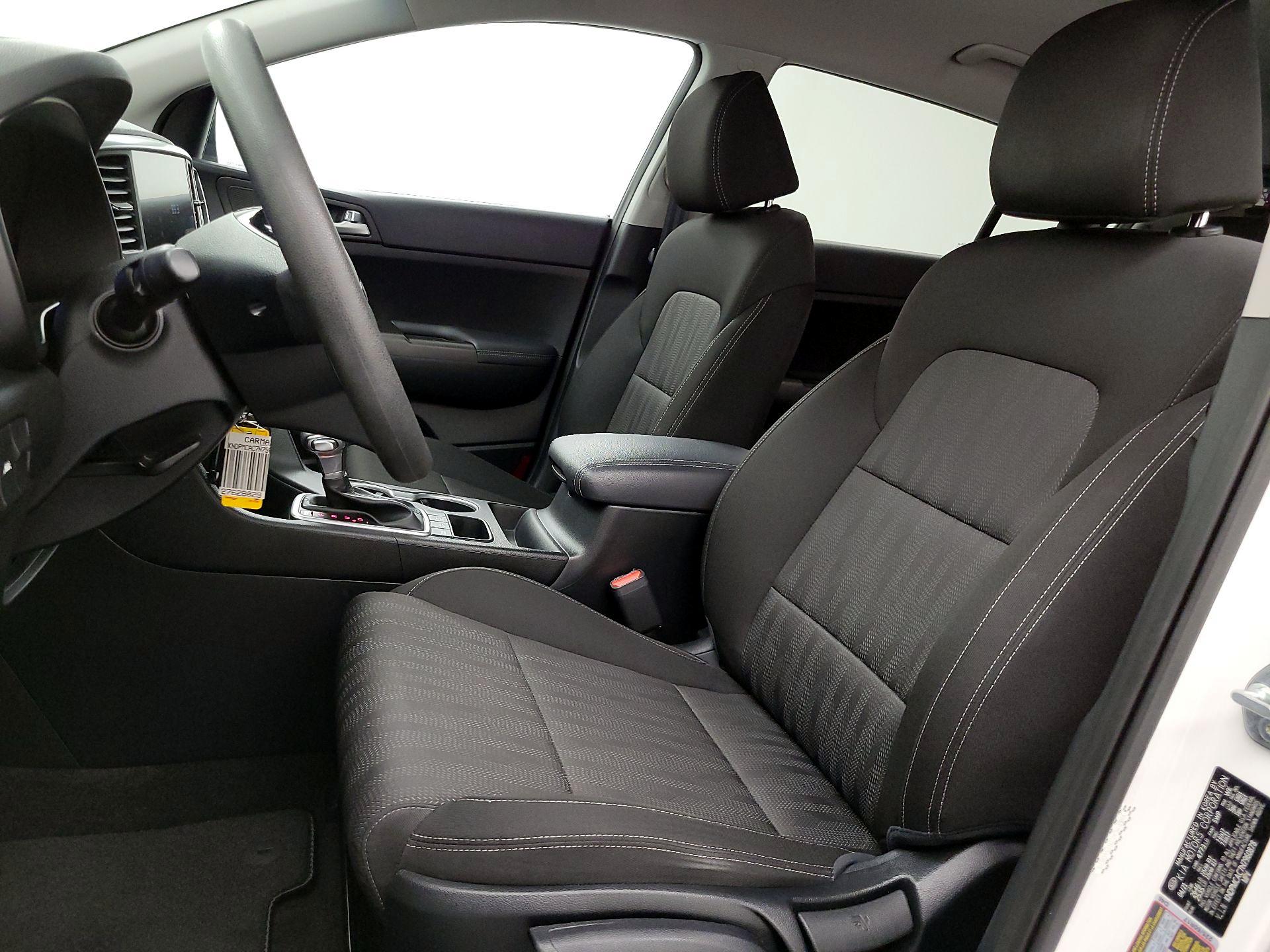 Thumbnail: 2022 Kia Sportage - 11