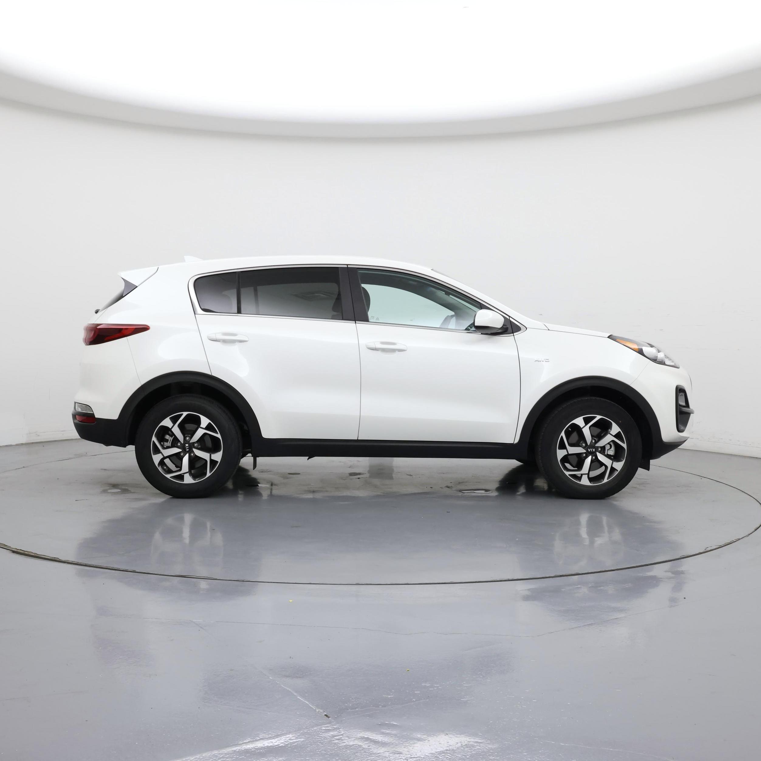Thumbnail: 2022 Kia Sportage - 7