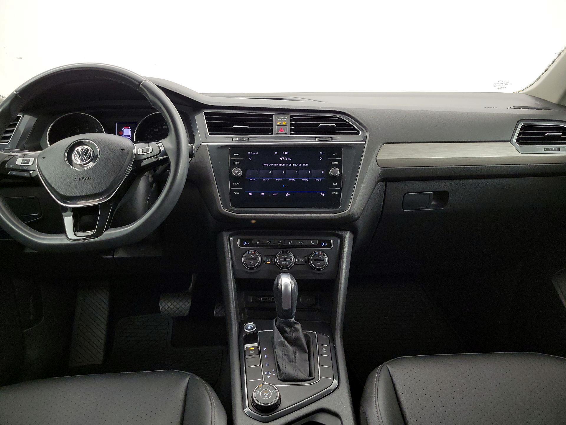 Thumbnail: 2020 Volkswagen Tiguan - 9