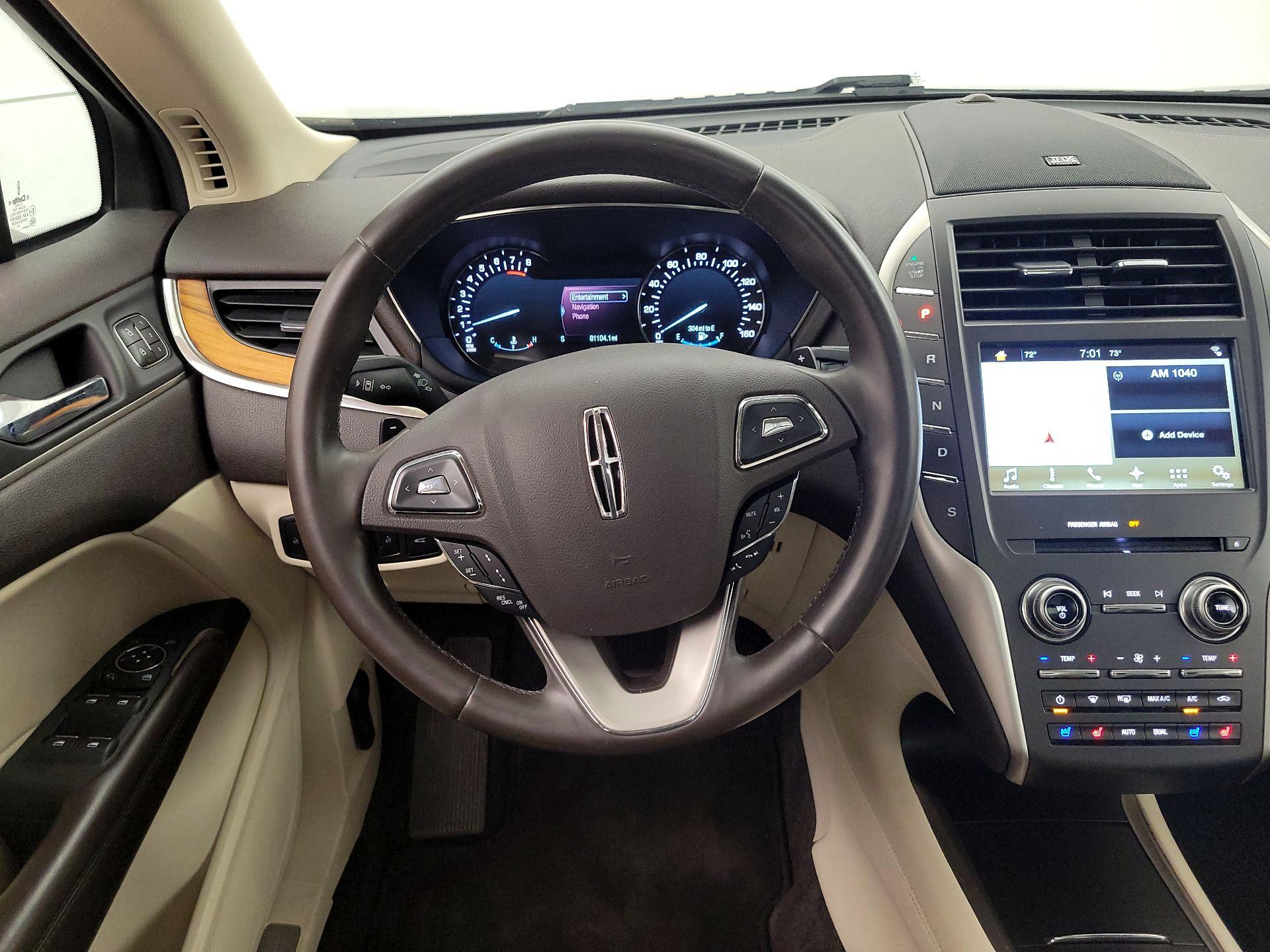 Thumbnail: 2016 Lincoln MKC - 10