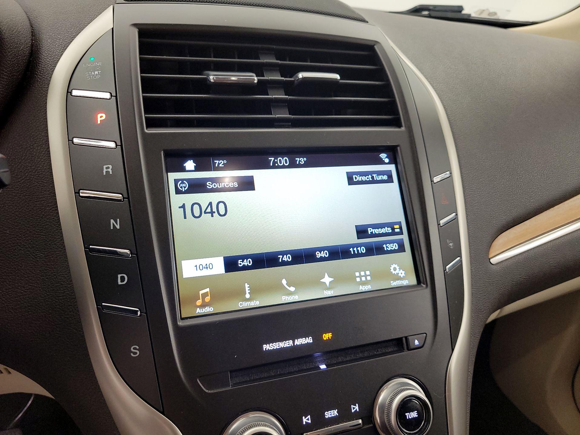 Thumbnail: 2016 Lincoln MKC - 16