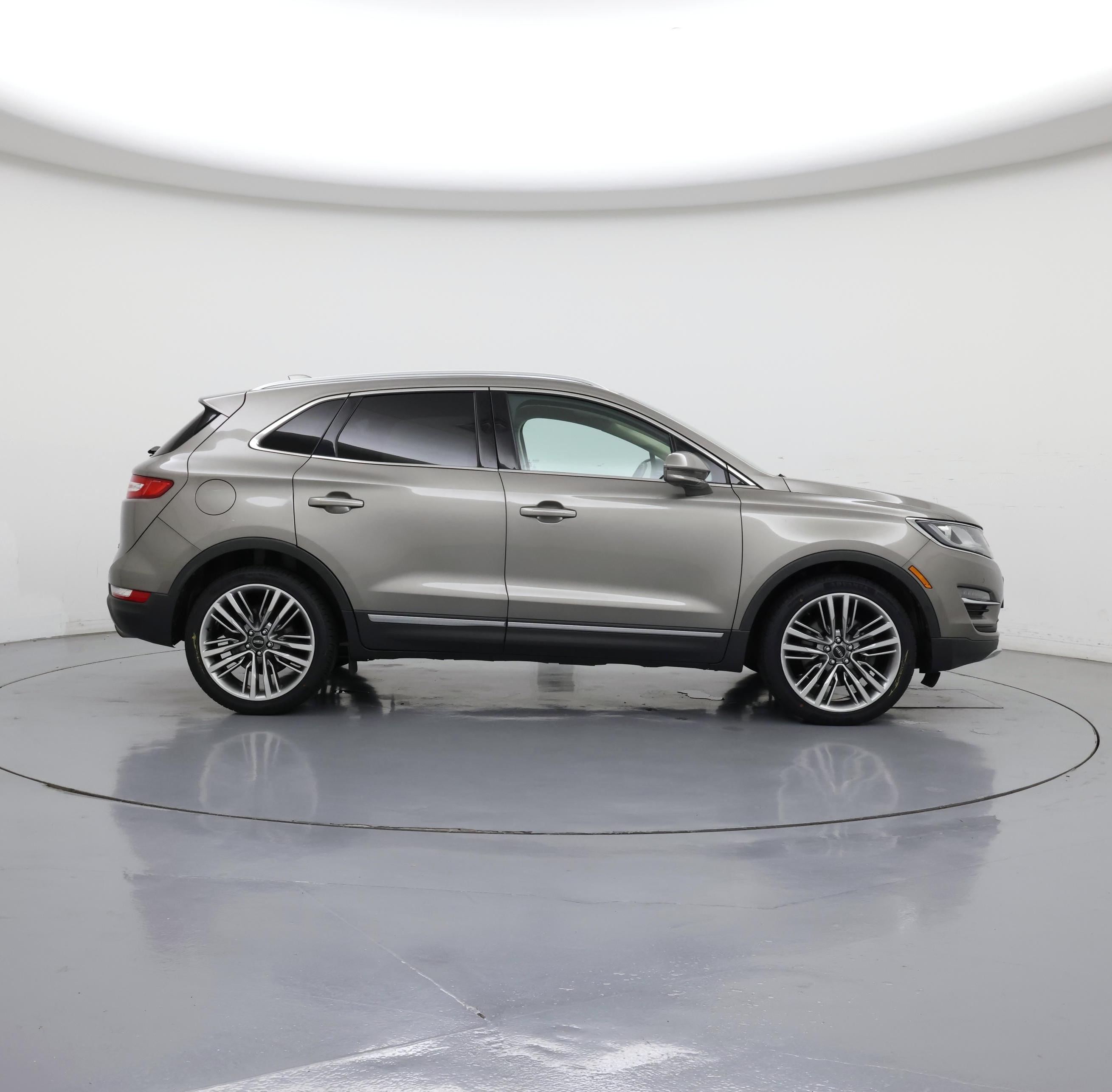Thumbnail: 2016 Lincoln MKC - 7