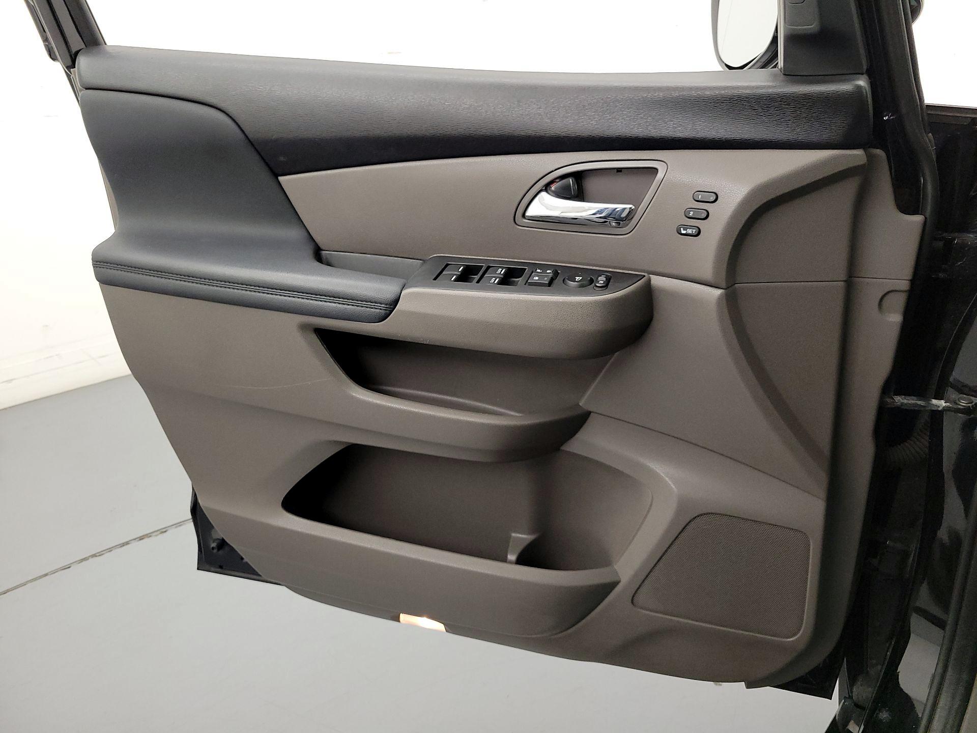 Thumbnail: 2016 Honda Odyssey - 12