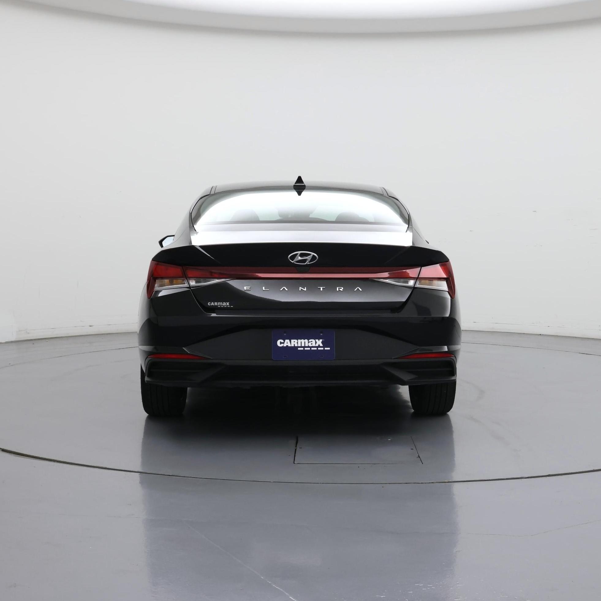 Thumbnail: 2023 Hyundai Elantra - 6