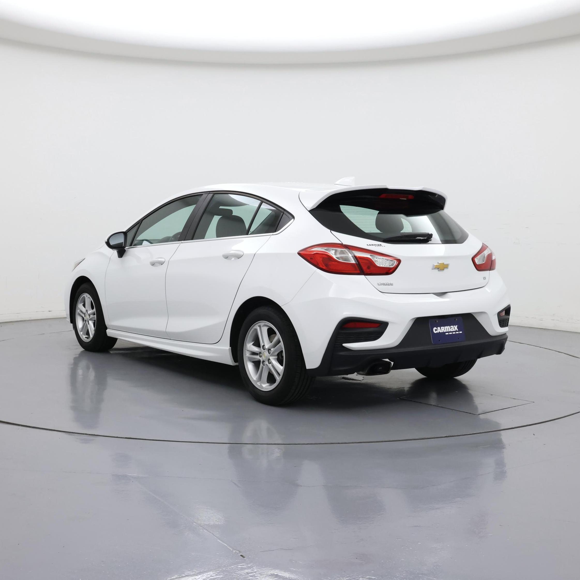 Thumbnail: 2017 Chevrolet Cruze - 2