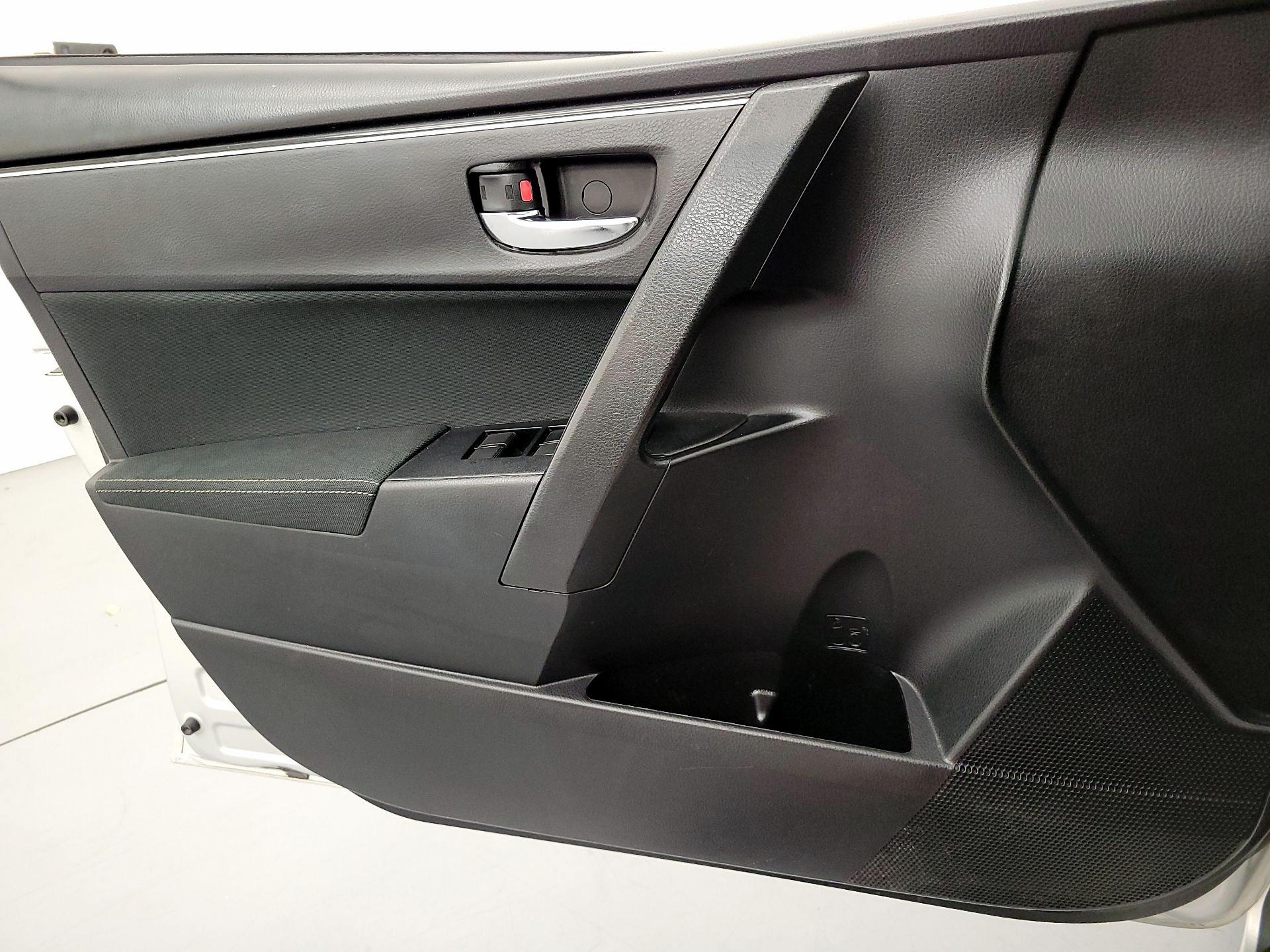 Thumbnail: 2019 Toyota Corolla - 12