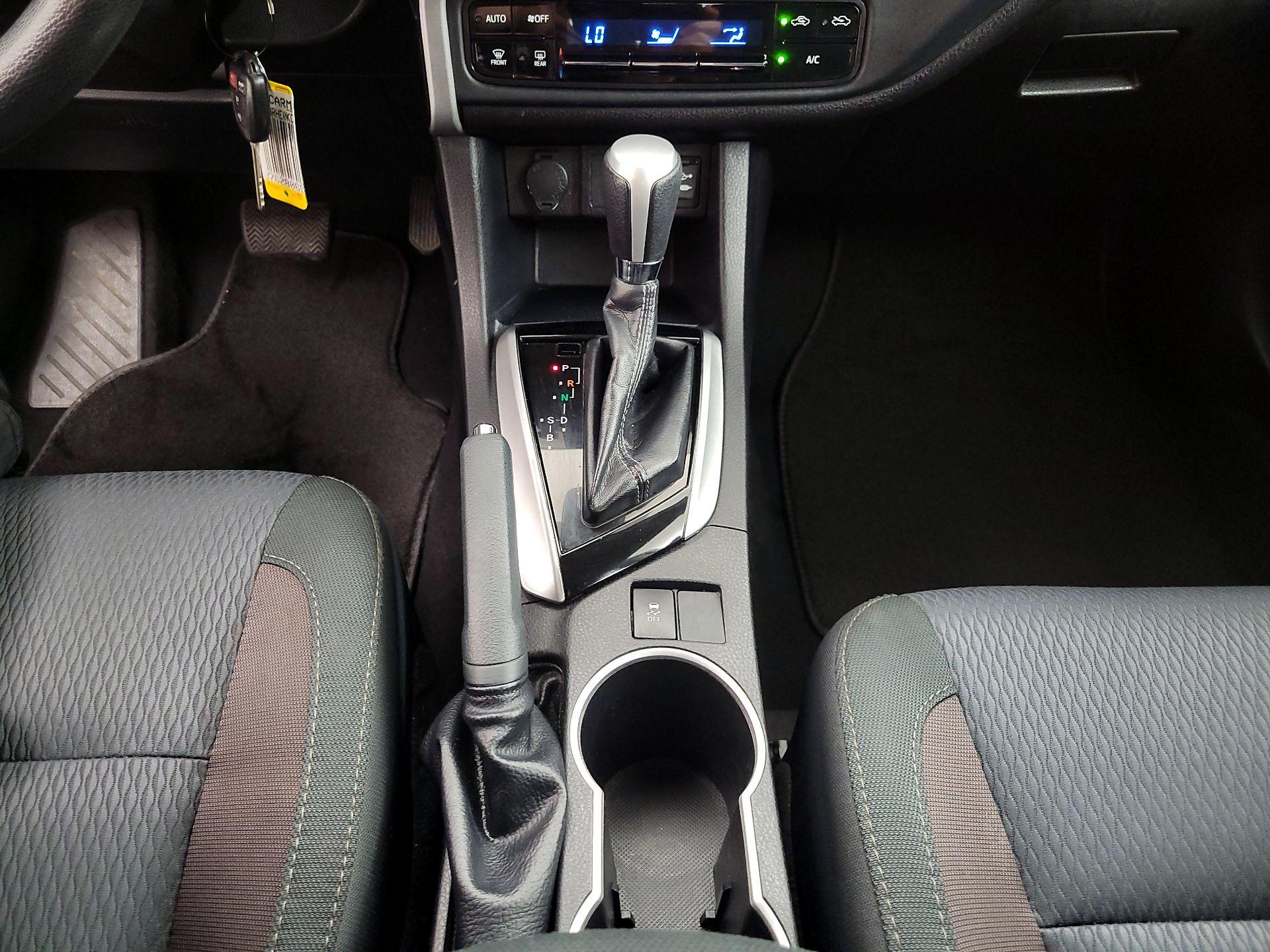 Thumbnail: 2019 Toyota Corolla - 17