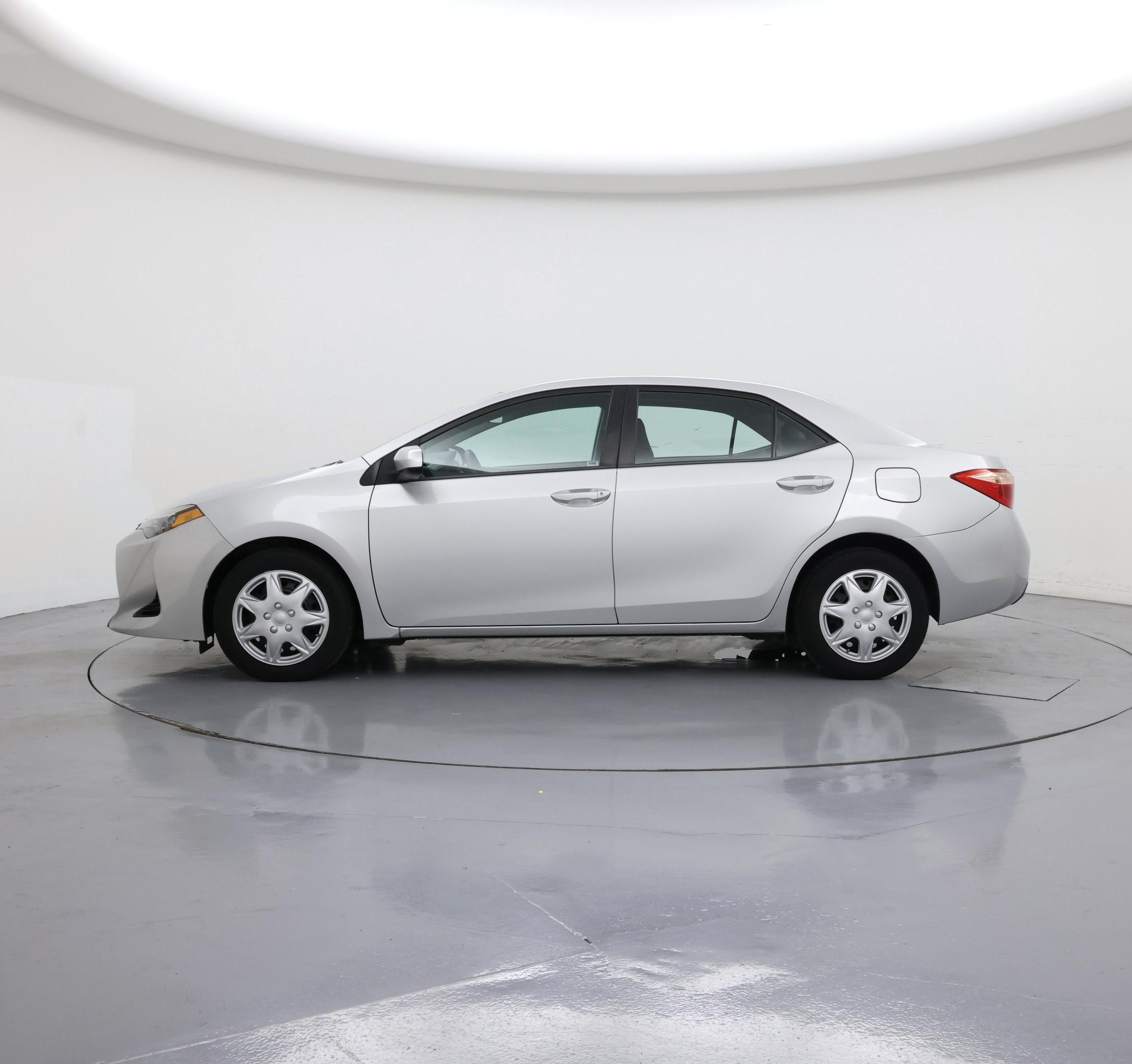 Thumbnail: 2019 Toyota Corolla - 3