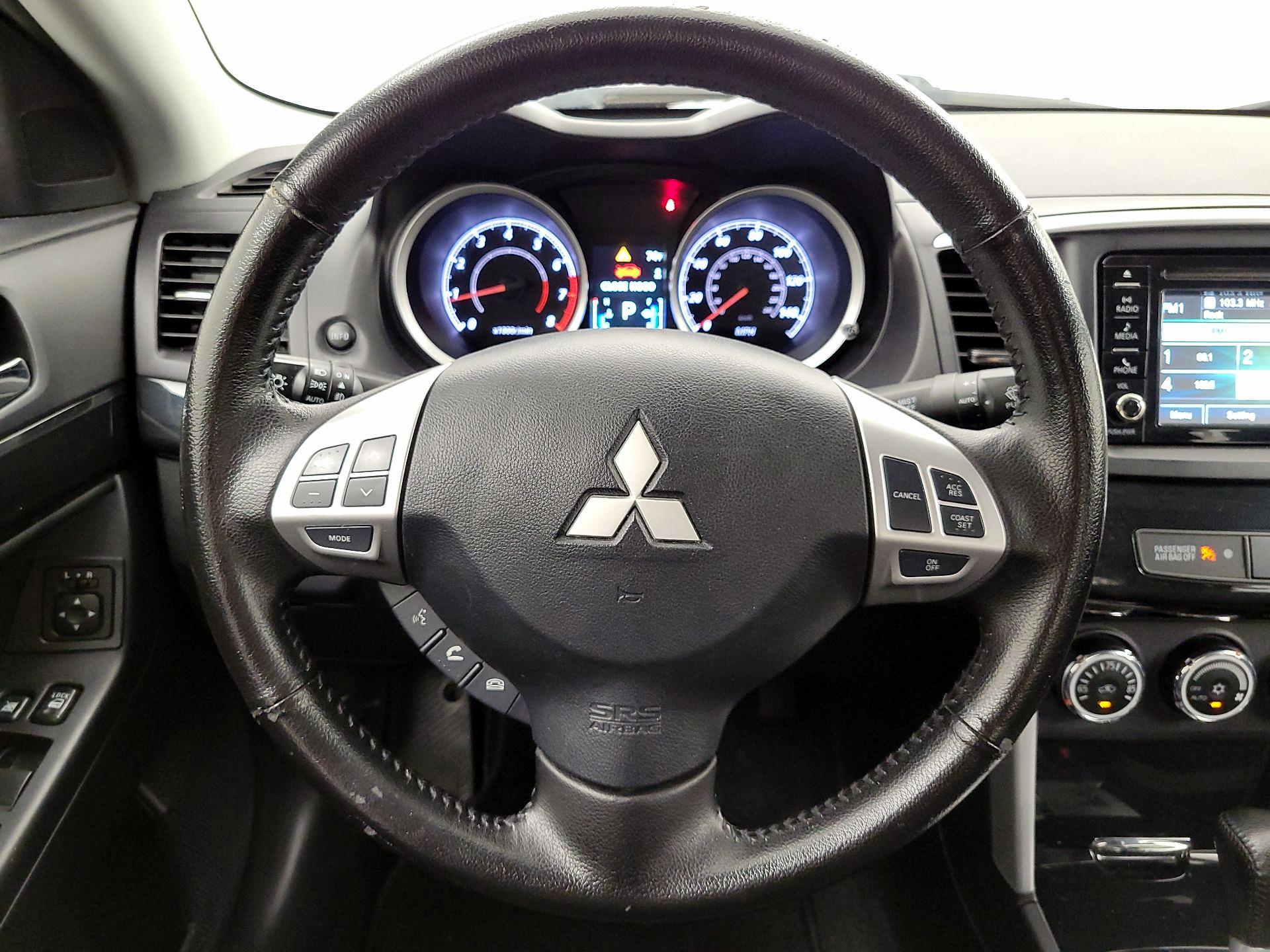 Thumbnail: 2016 Mitsubishi Lancer - 10