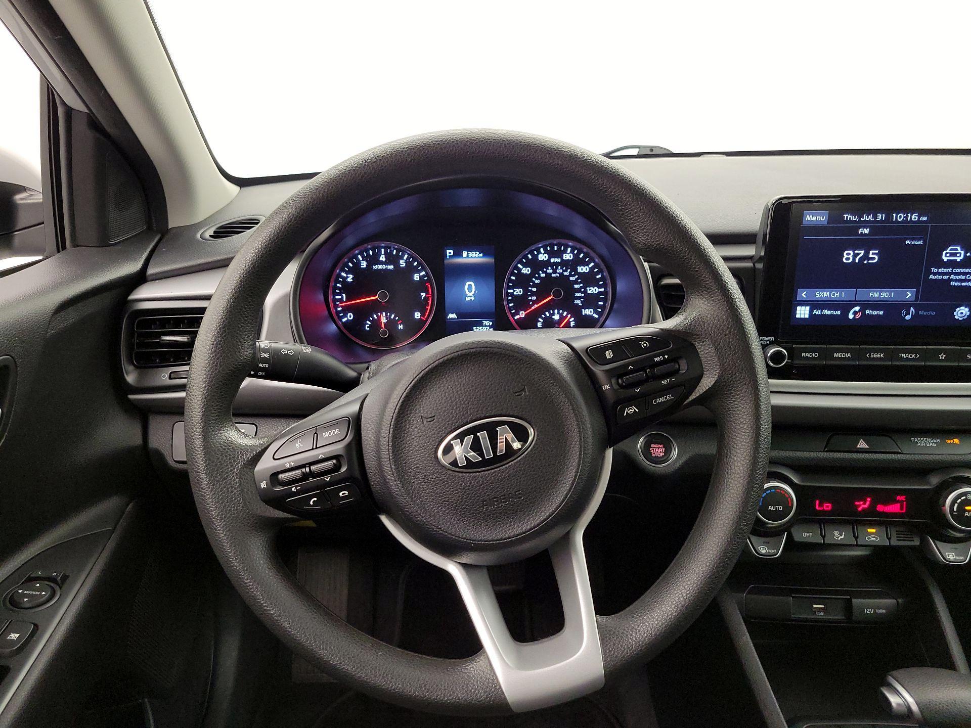 Thumbnail: 2021 Kia Rio - 10
