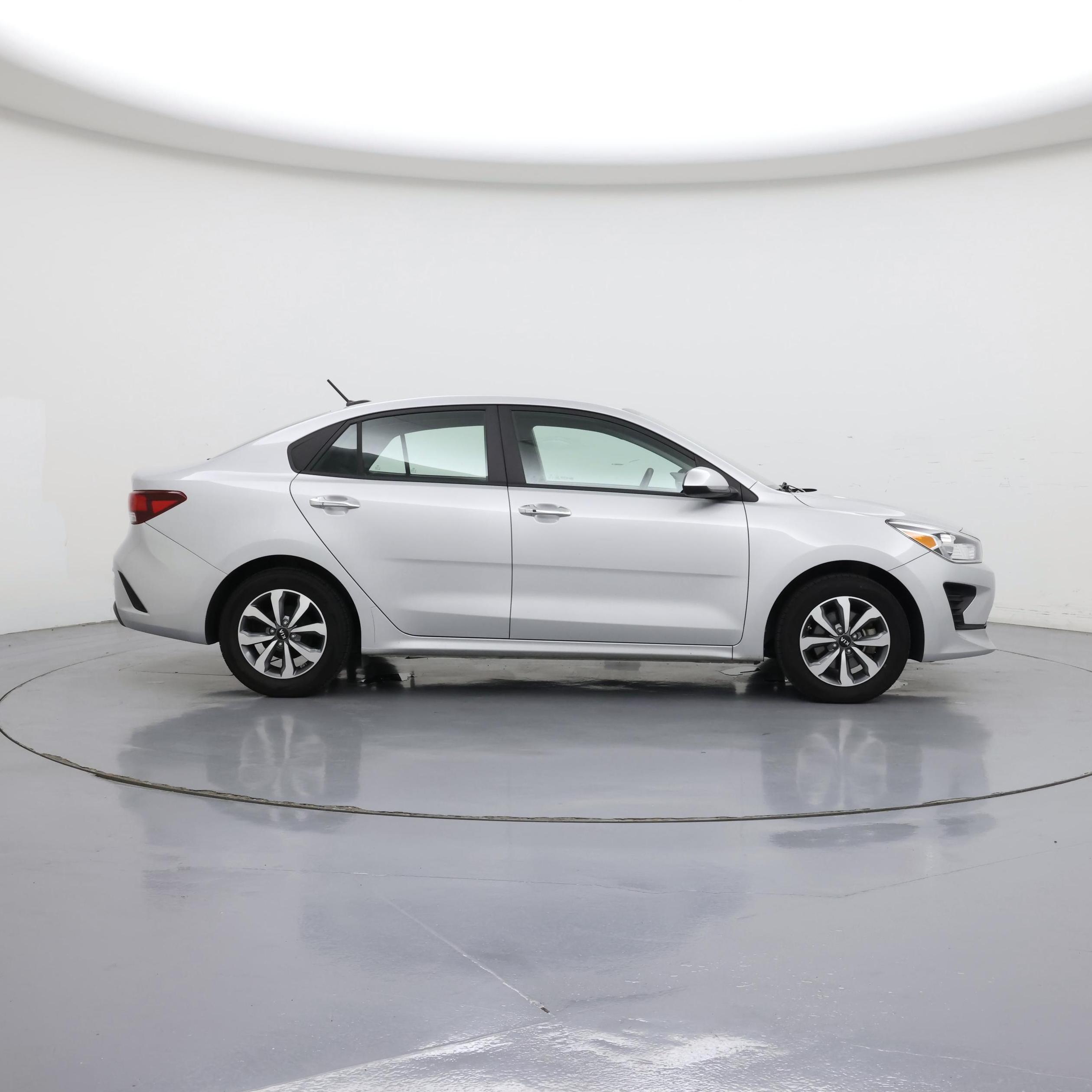 Thumbnail: 2021 Kia Rio - 7