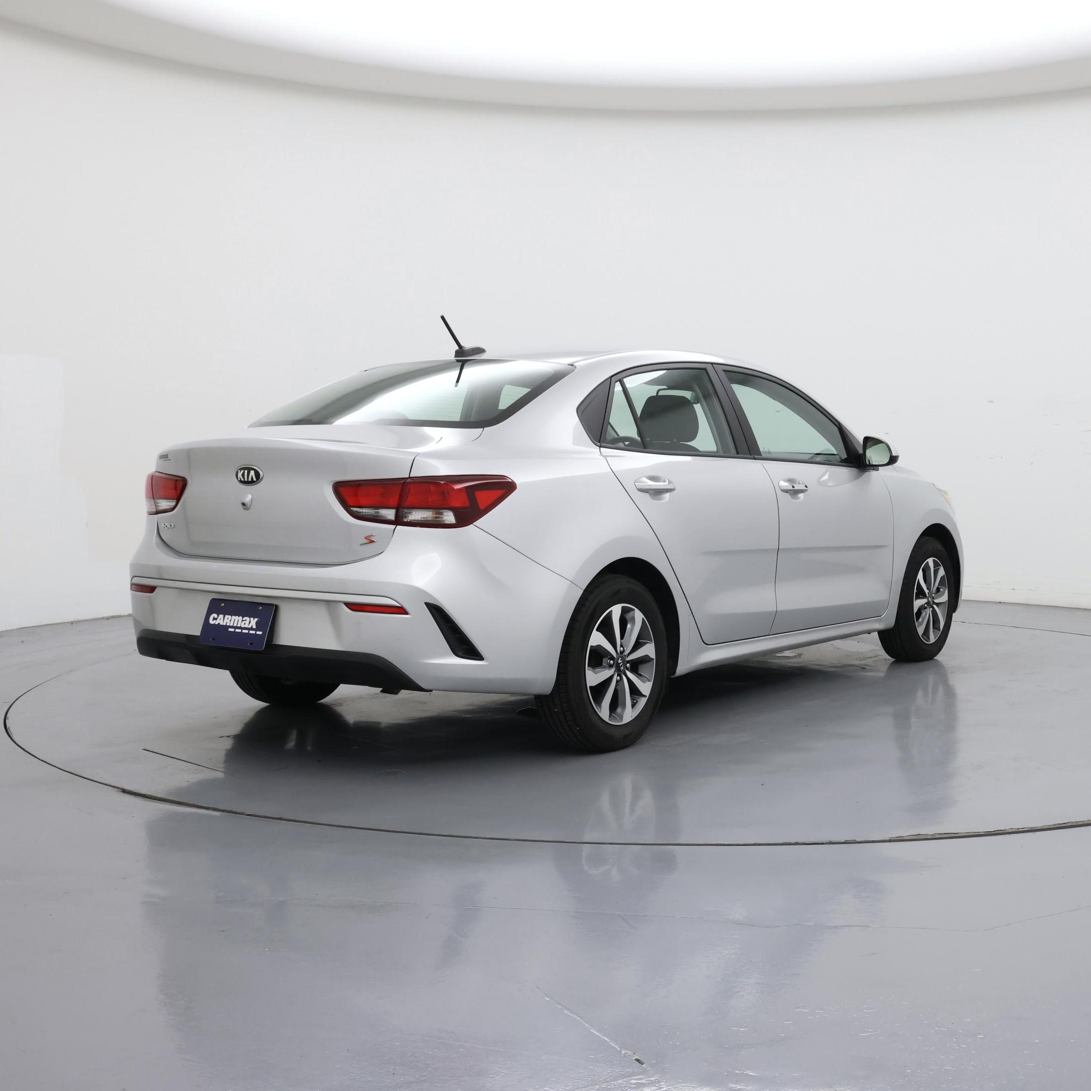Thumbnail: 2021 Kia Rio - 8
