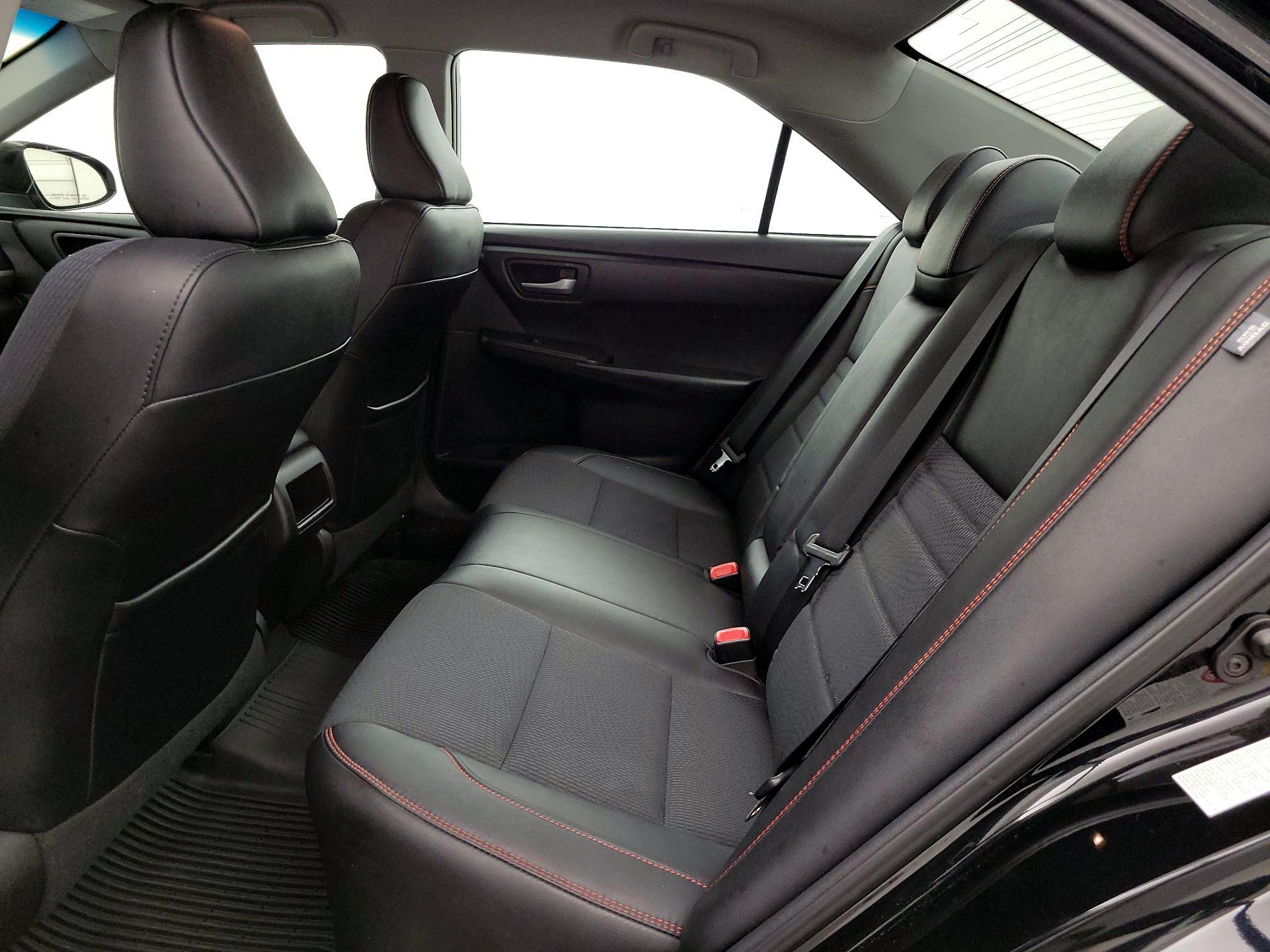 Thumbnail: 2017 Toyota Camry - 18