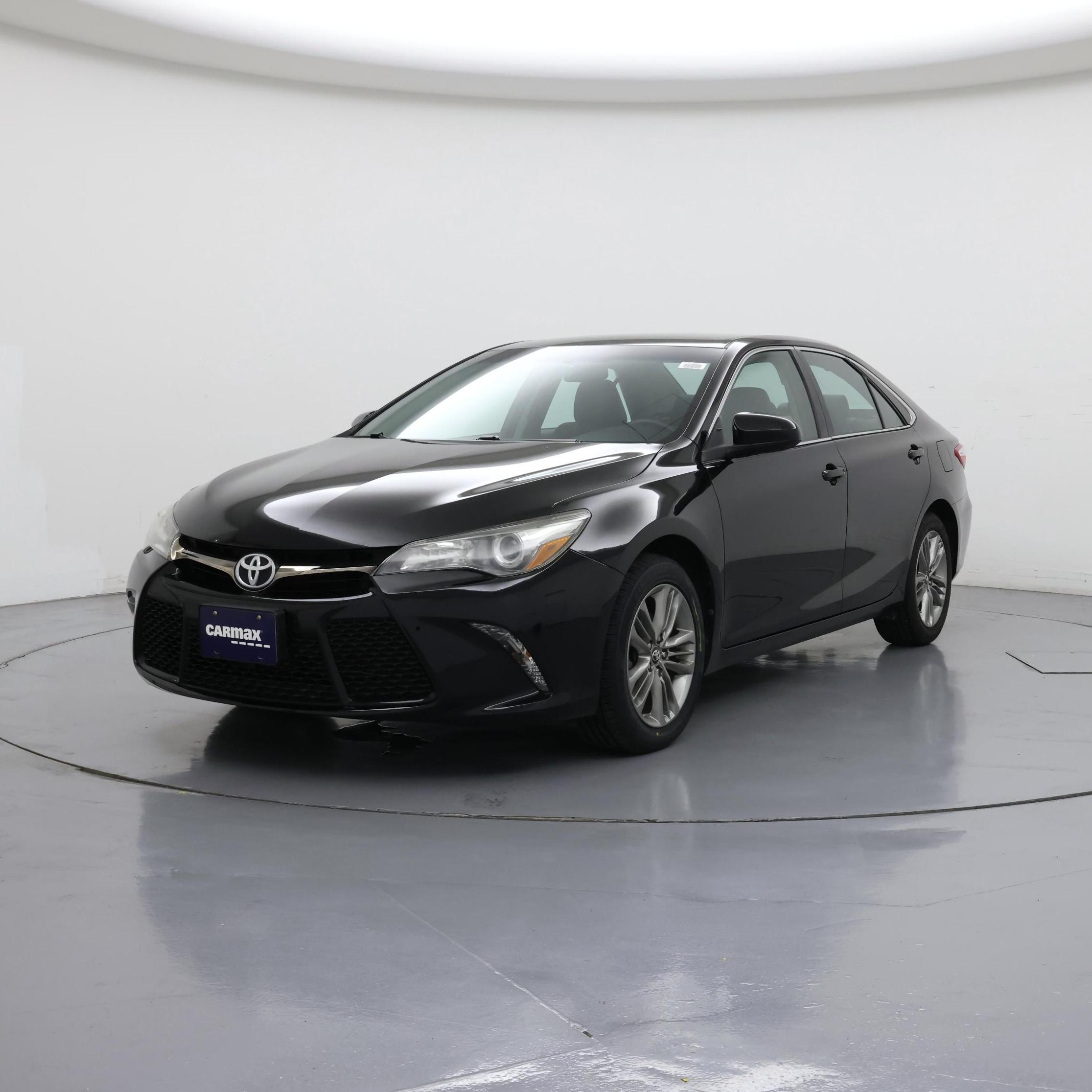 Thumbnail: 2017 Toyota Camry - 4