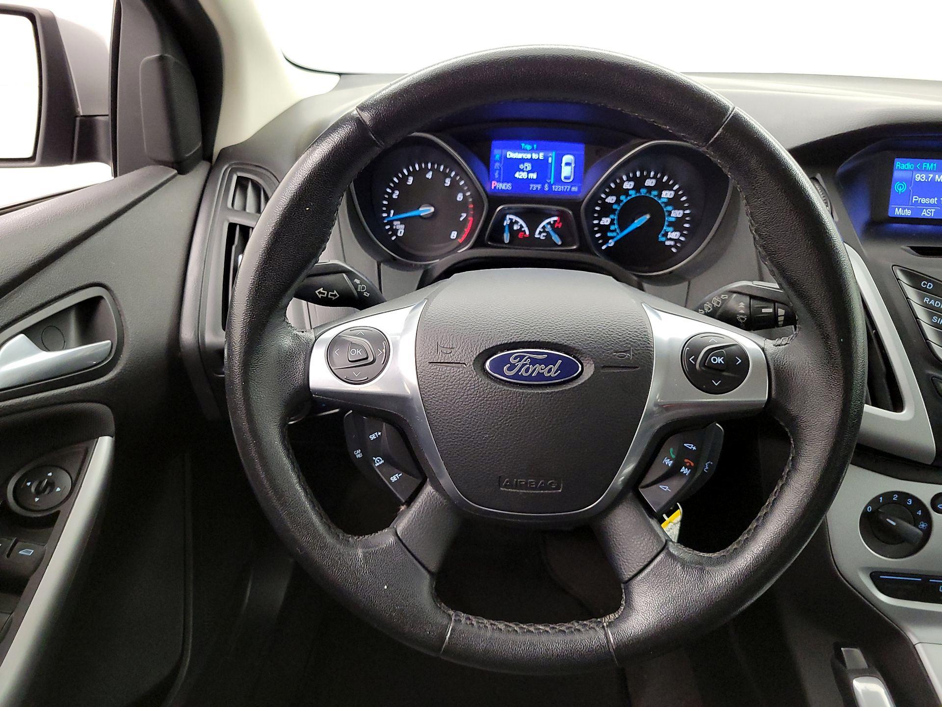 Thumbnail: 2013 Ford Focus - 10