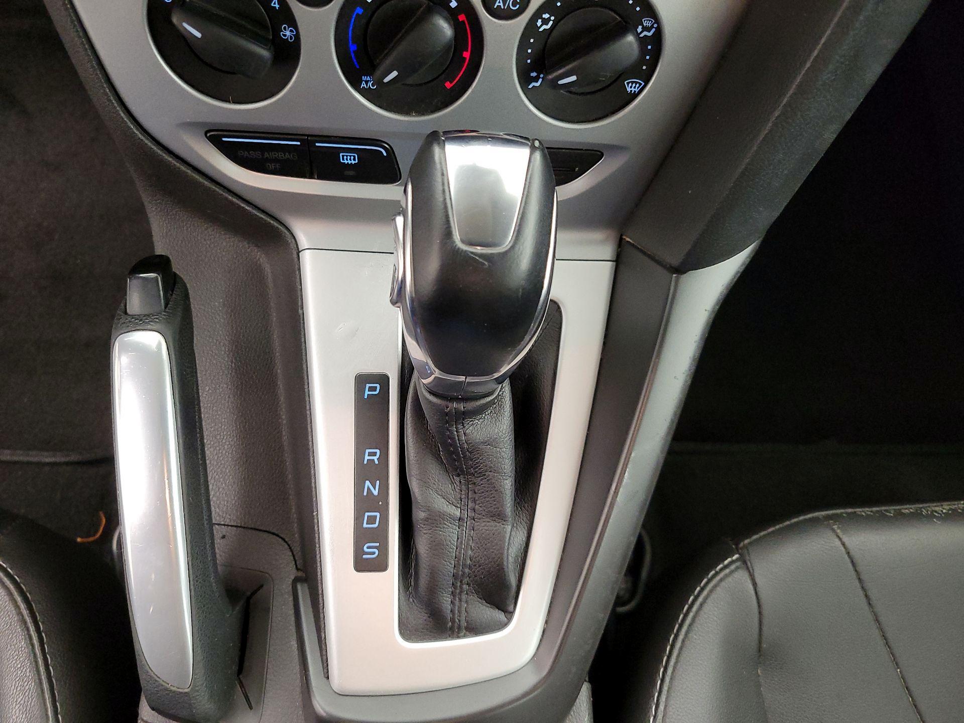 Thumbnail: 2013 Ford Focus - 15