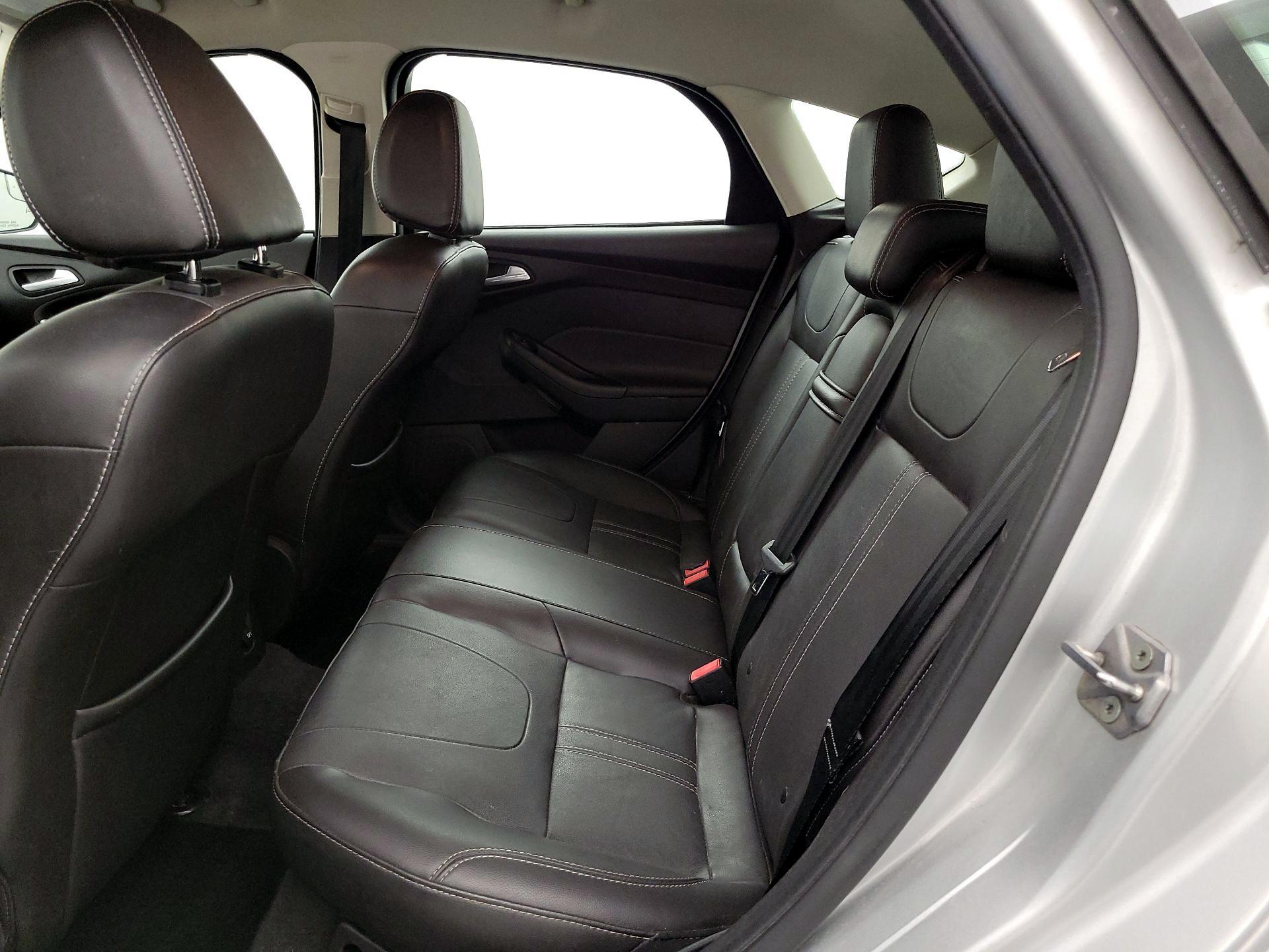 Thumbnail: 2013 Ford Focus - 16