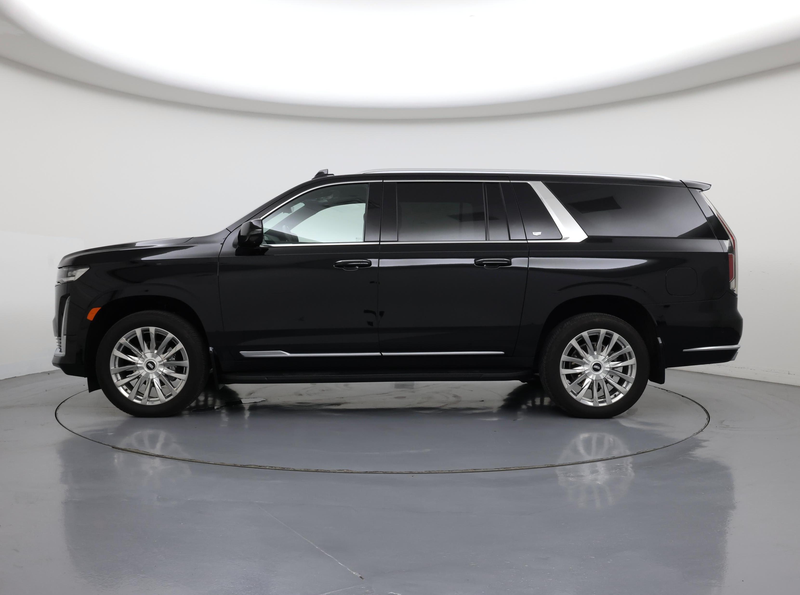 Thumbnail: 2023 Cadillac Escalade - 3