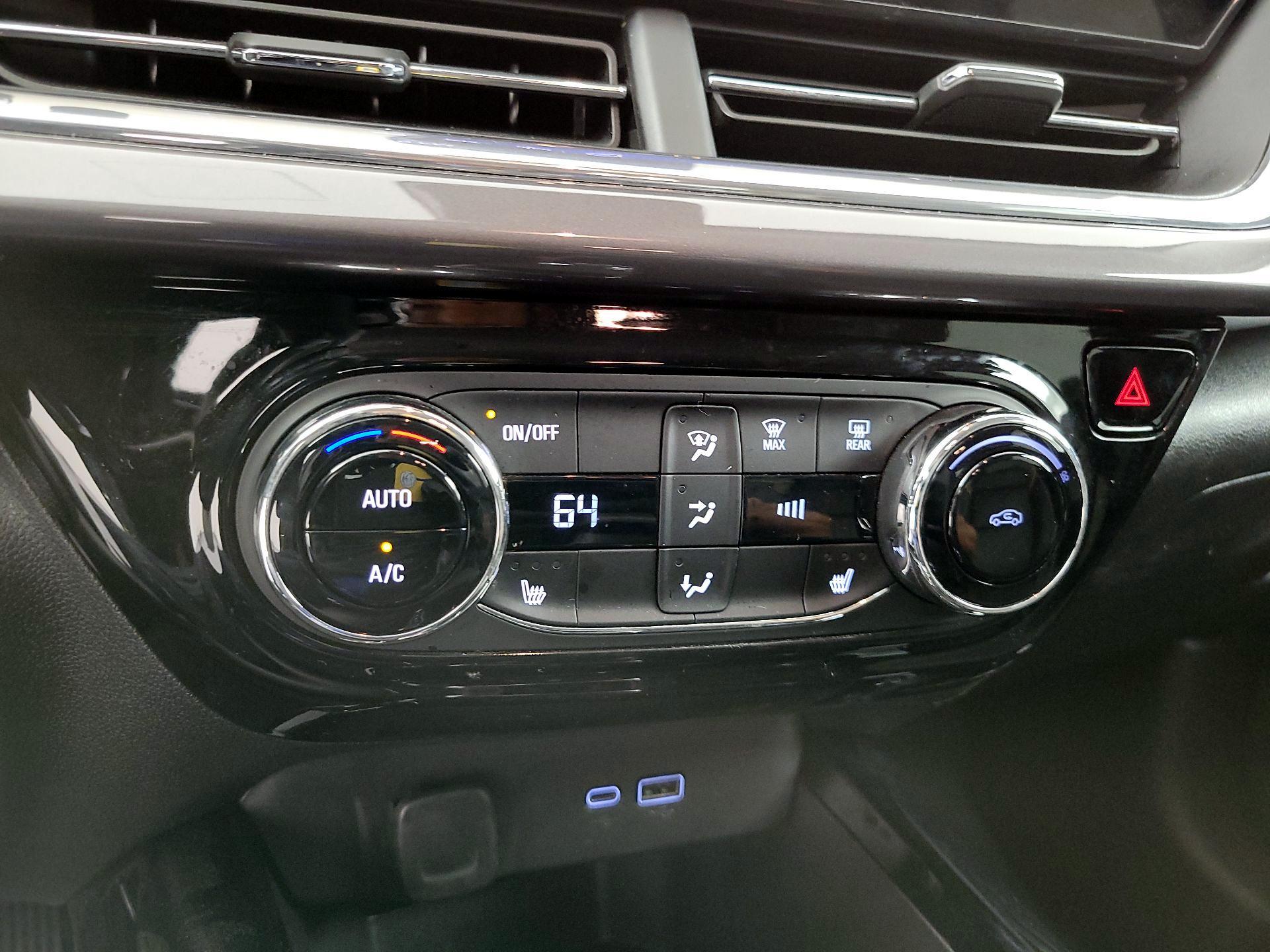 Thumbnail: 2025 Chevrolet Trax - 15