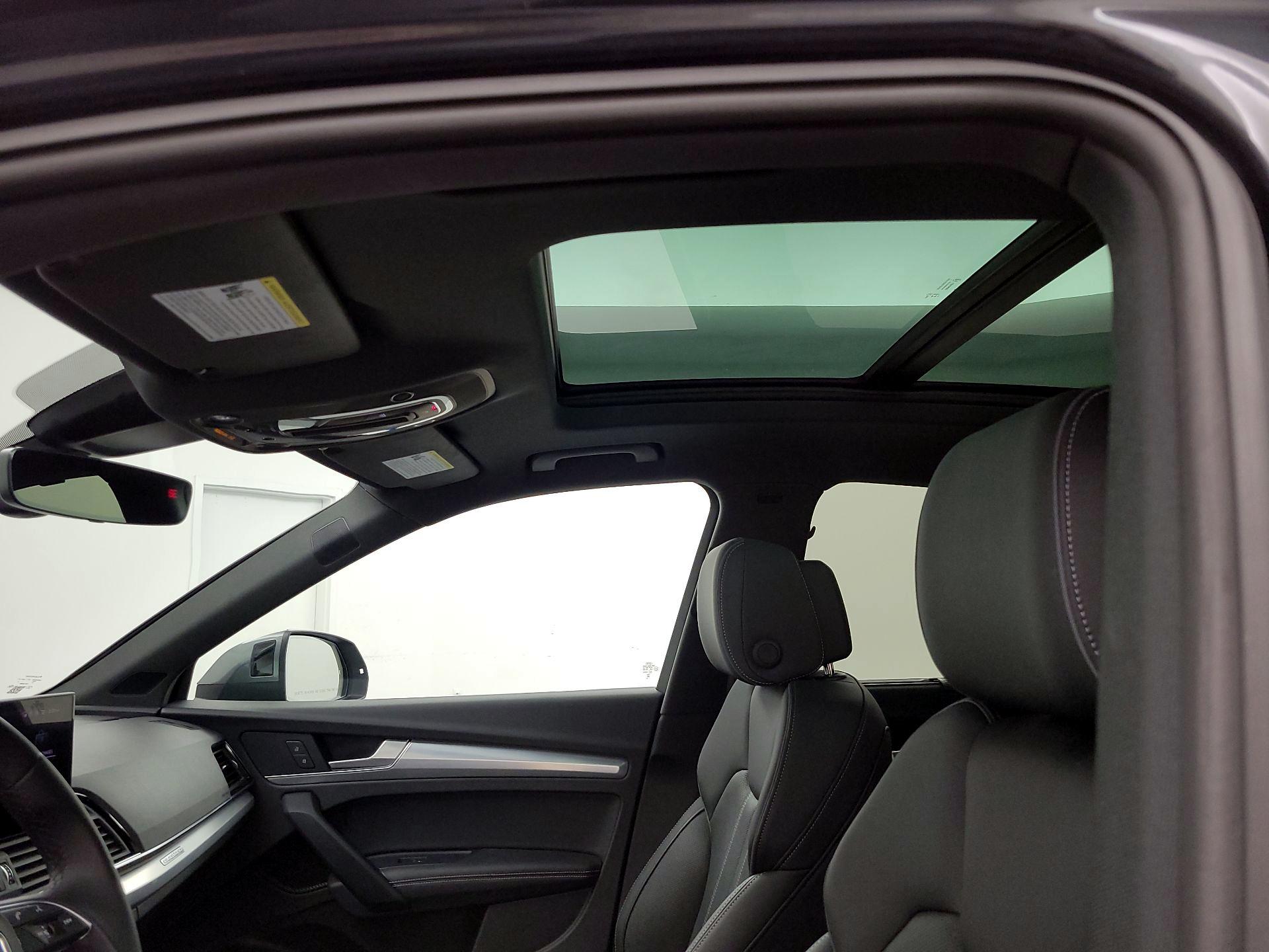Thumbnail: 2023 Audi Q5 - 19