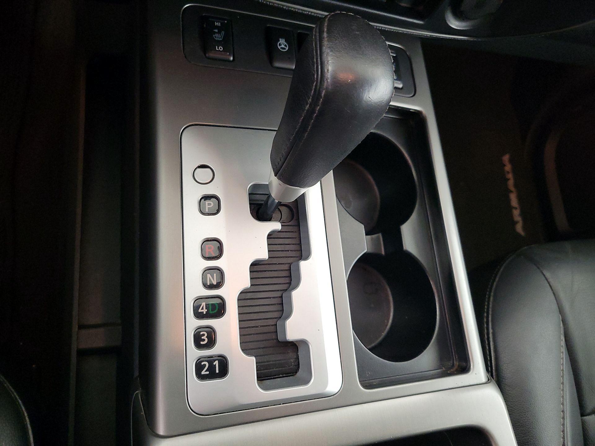 Thumbnail: 2015 Nissan Armada - 18