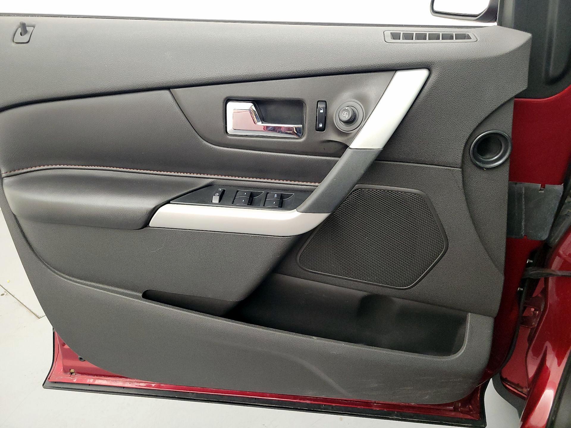 Thumbnail: 2014 Ford Edge - 12