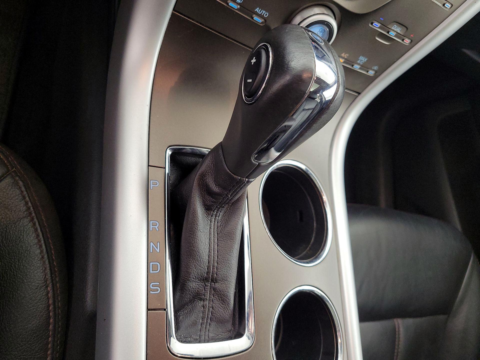 Thumbnail: 2014 Ford Edge - 17