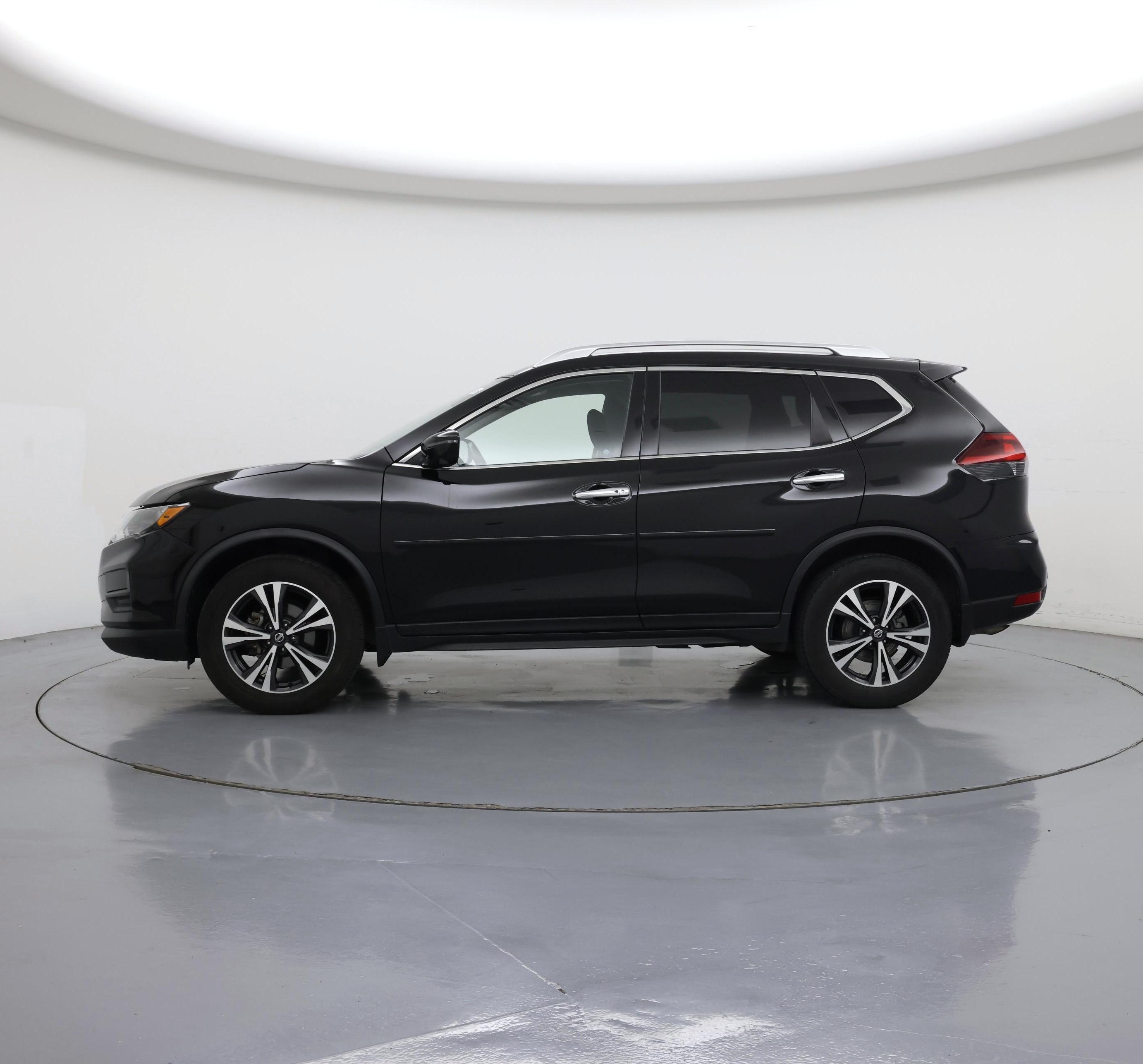 Thumbnail: 2019 Nissan Rogue - 3