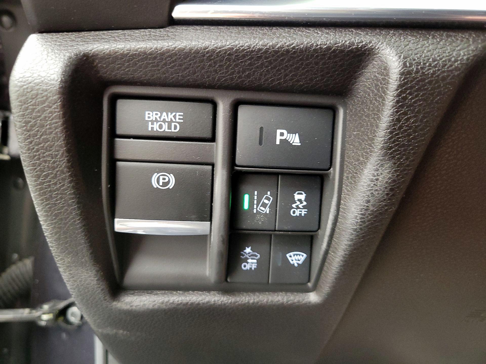 Thumbnail: 2019 Acura MDX - 13