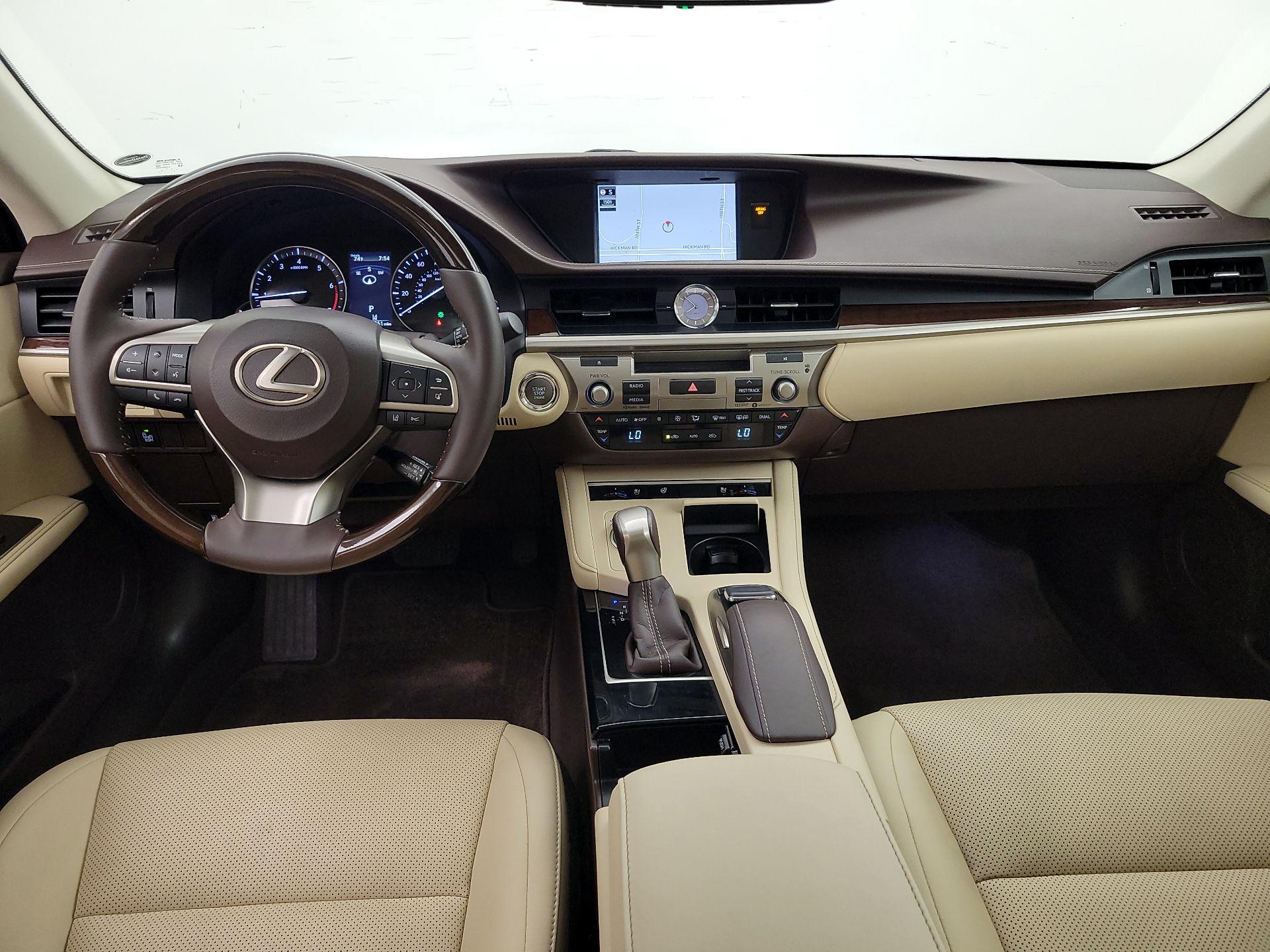 Thumbnail: 2017 Lexus ES - 9