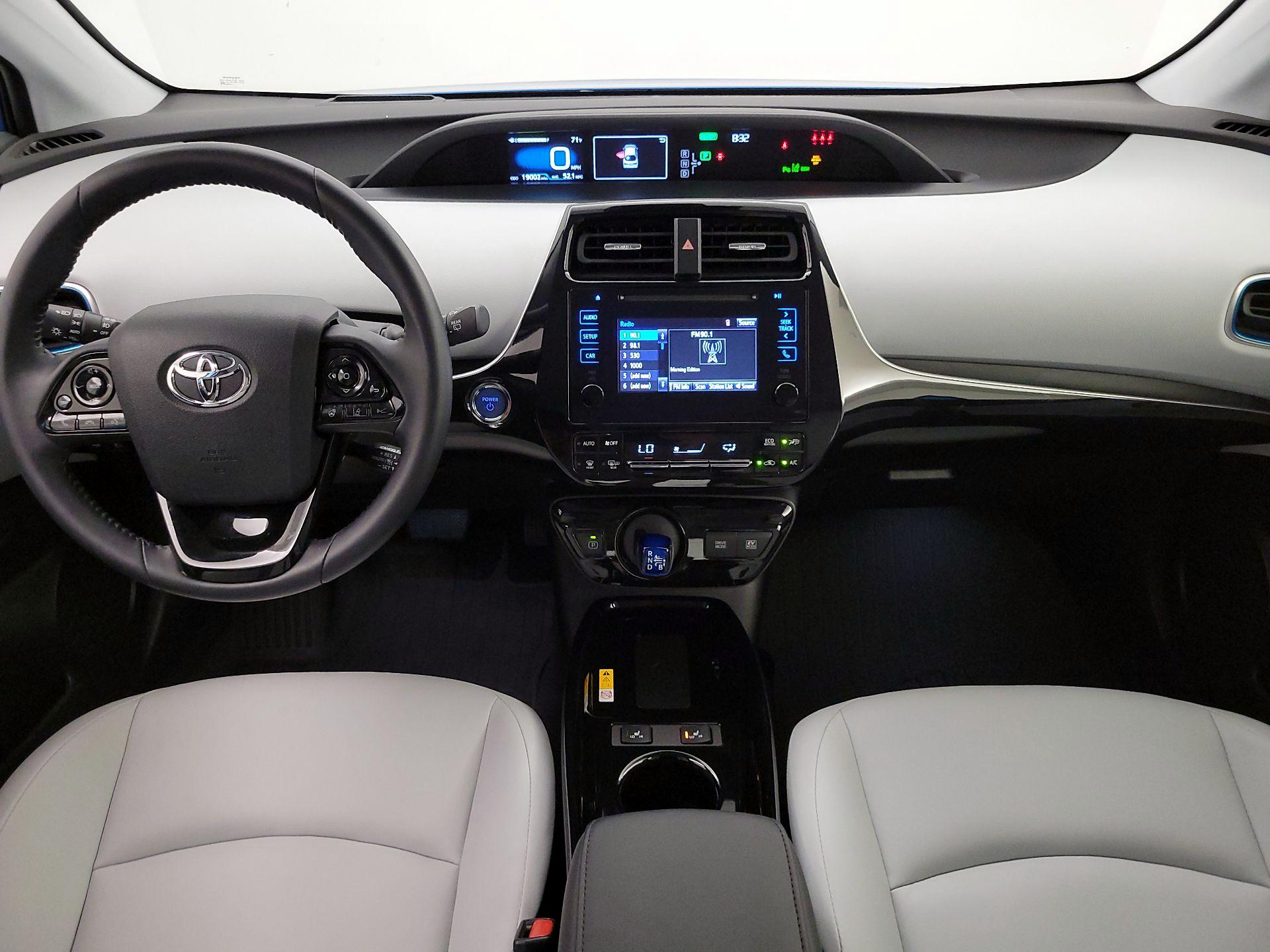 Thumbnail: 2019 Toyota Prius - 9