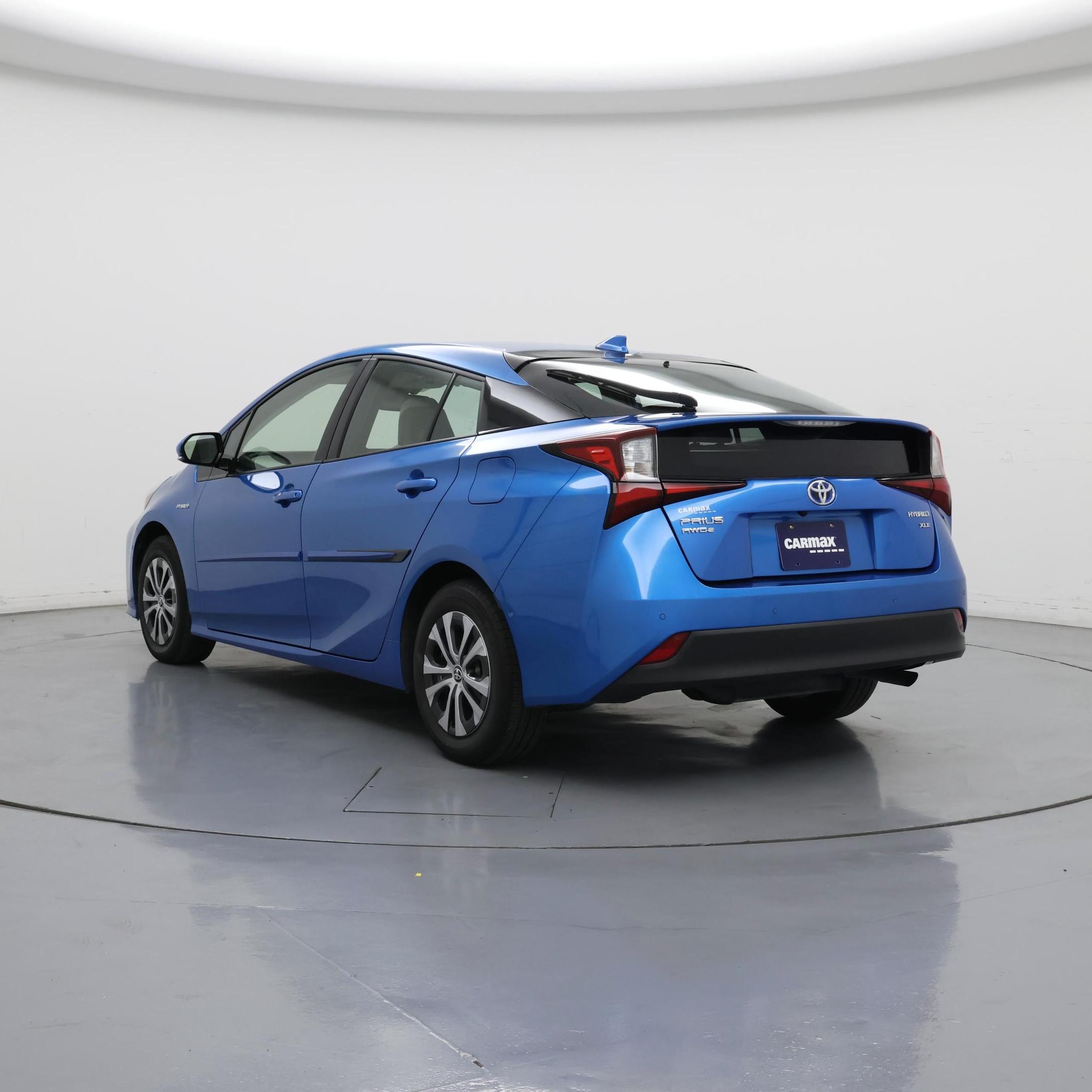 Thumbnail: 2019 Toyota Prius - 2