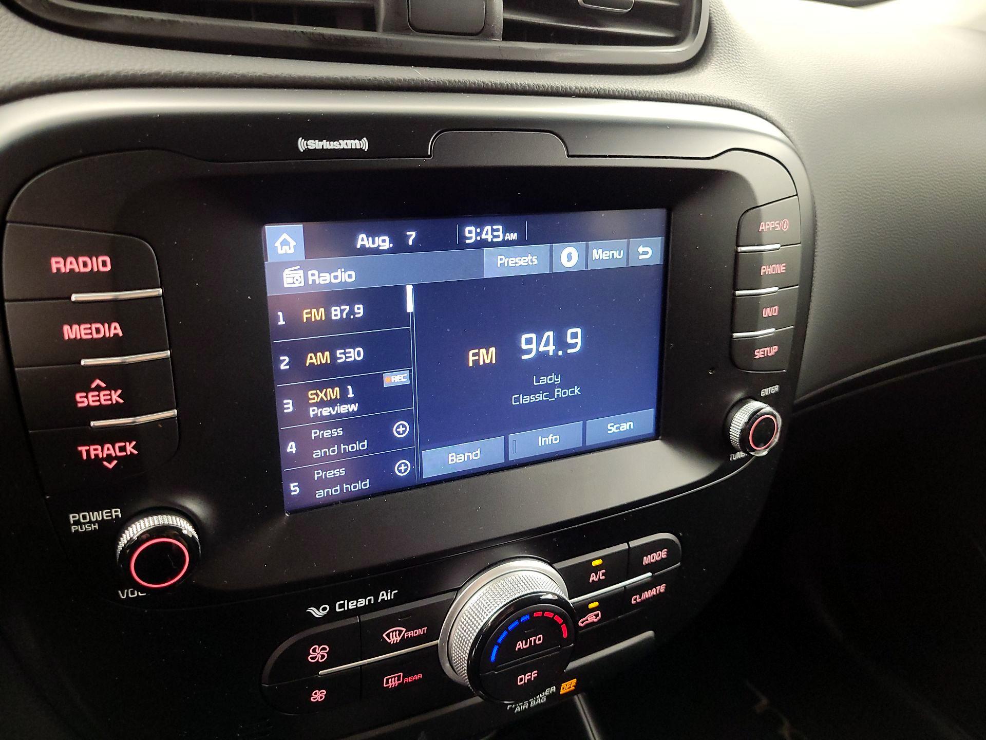 Thumbnail: 2018 Kia Soul - 15