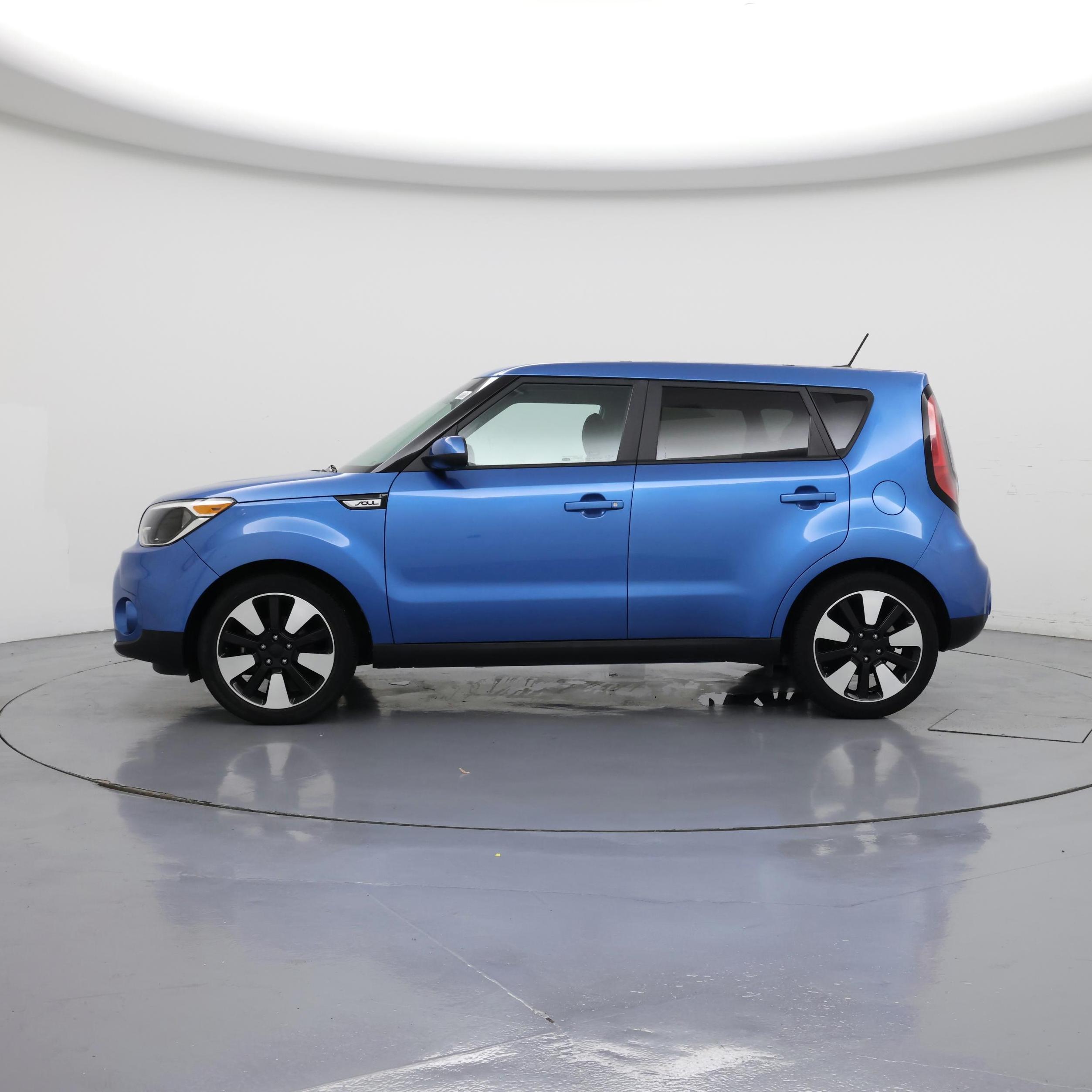 Thumbnail: 2018 Kia Soul - 3