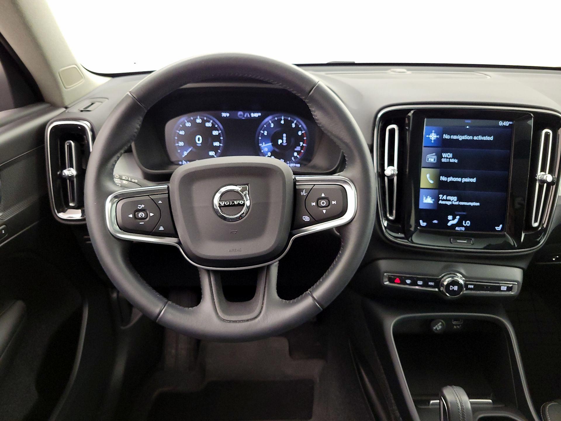 Thumbnail: 2019 Volvo XC40 - 10