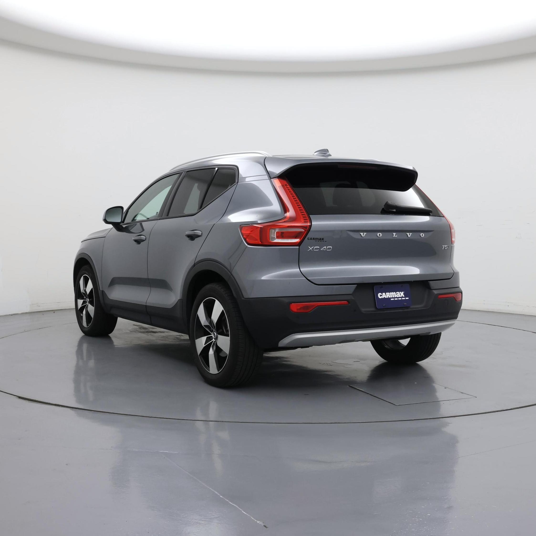 Thumbnail: 2019 Volvo XC40 - 2