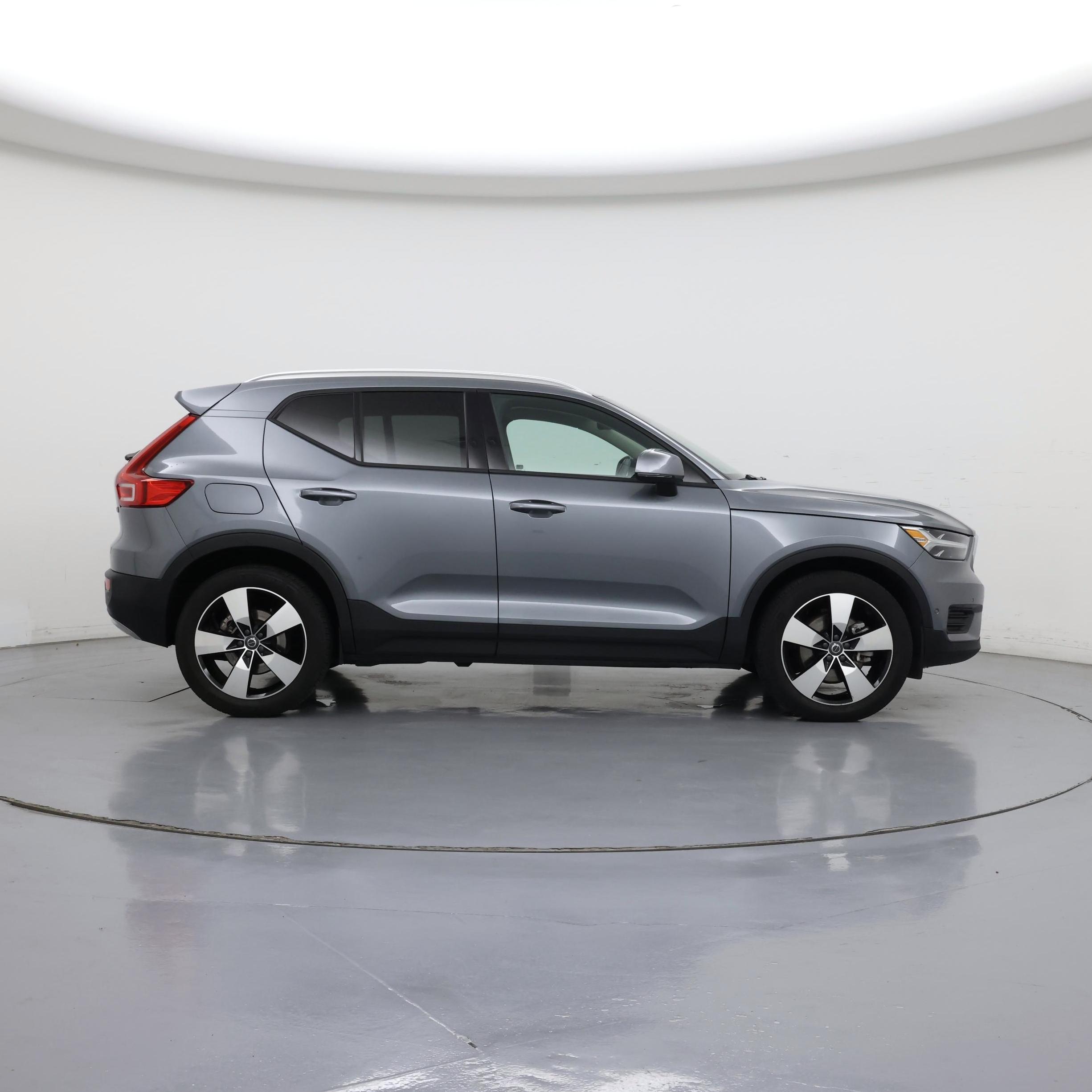Thumbnail: 2019 Volvo XC40 - 7