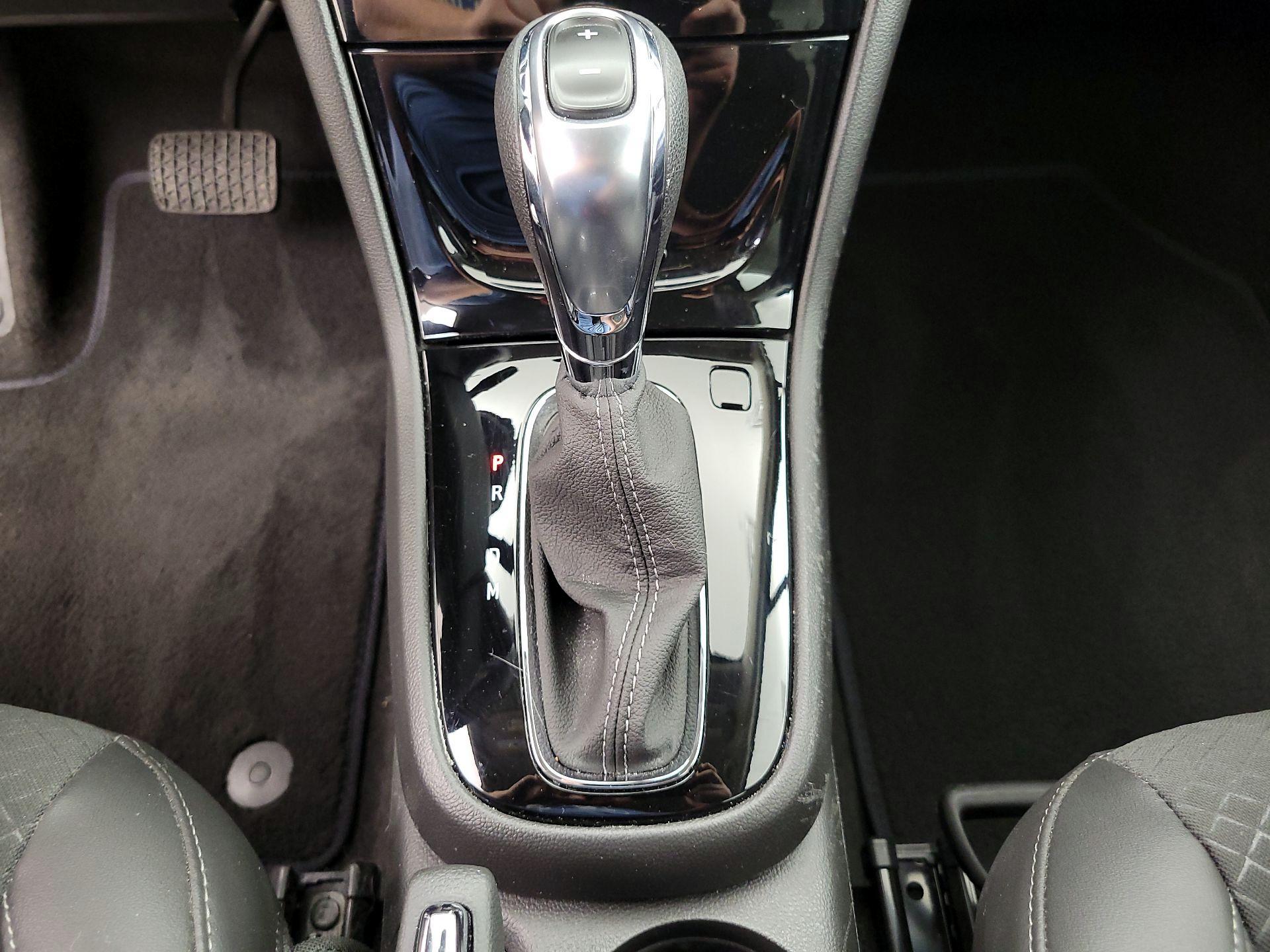 Thumbnail: 2022 Buick Encore - 17