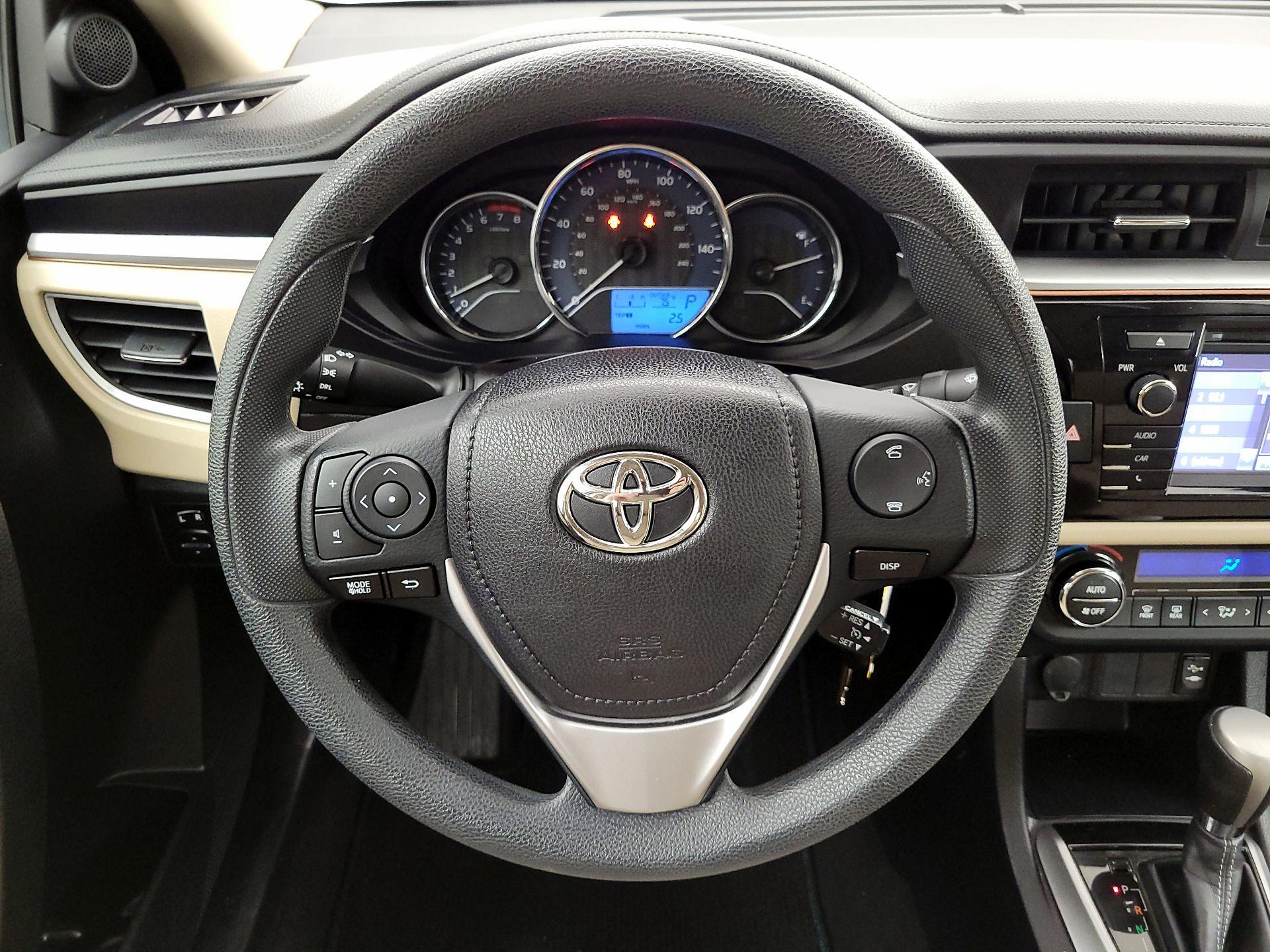 Thumbnail: 2016 Toyota Corolla - 10