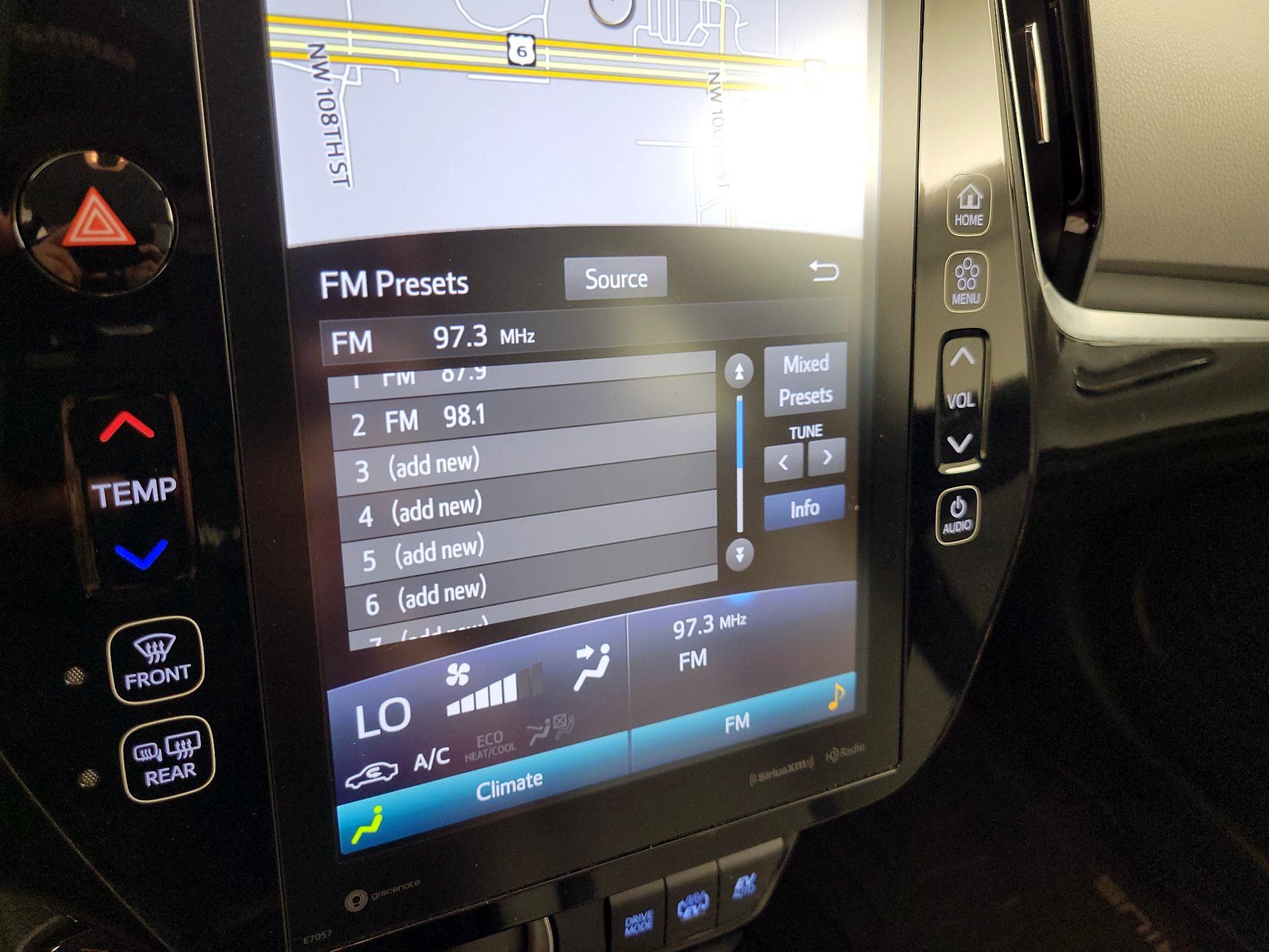 Thumbnail: 2021 Toyota Prius Prime - 16