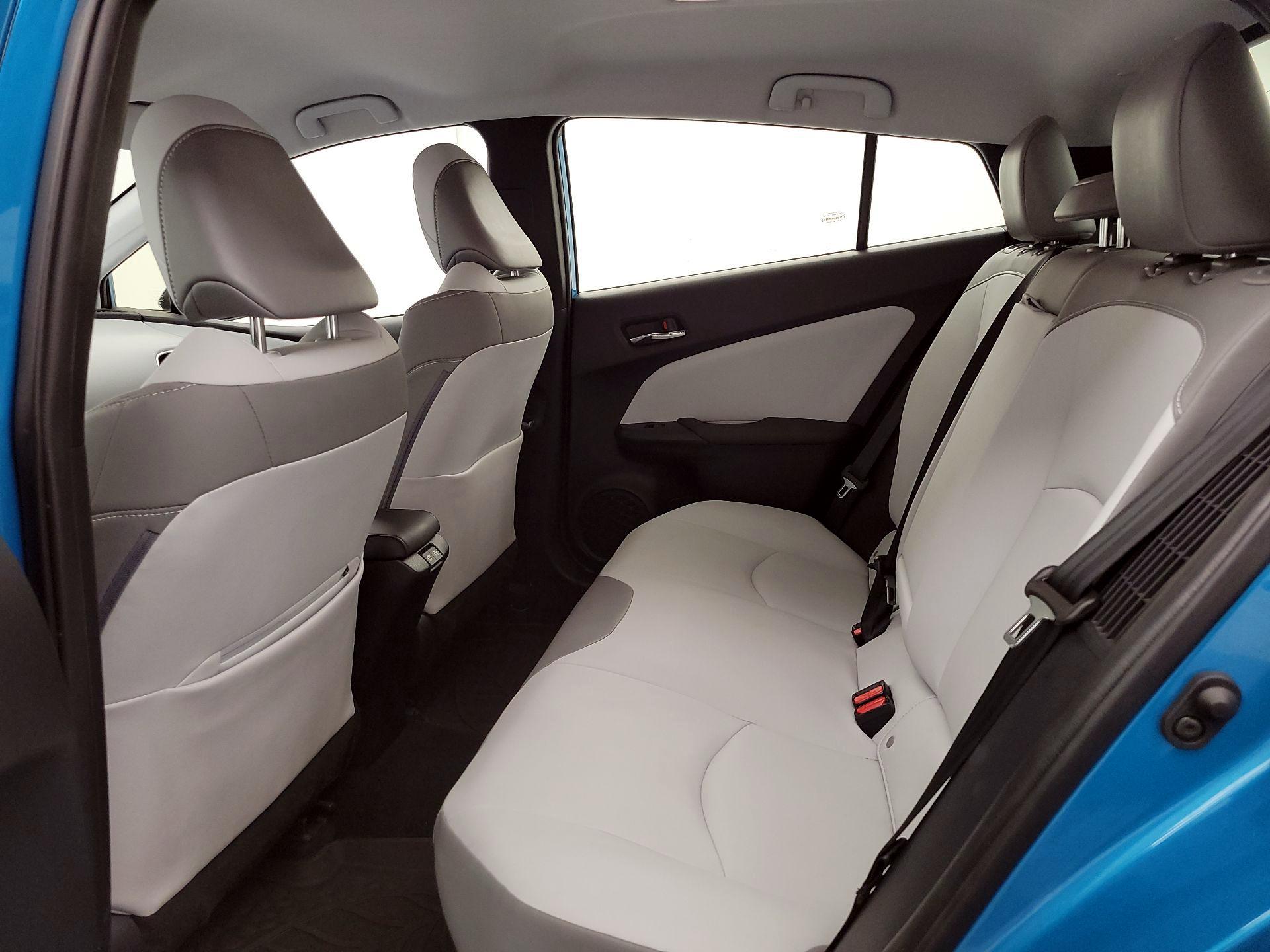 Thumbnail: 2021 Toyota Prius Prime - 20
