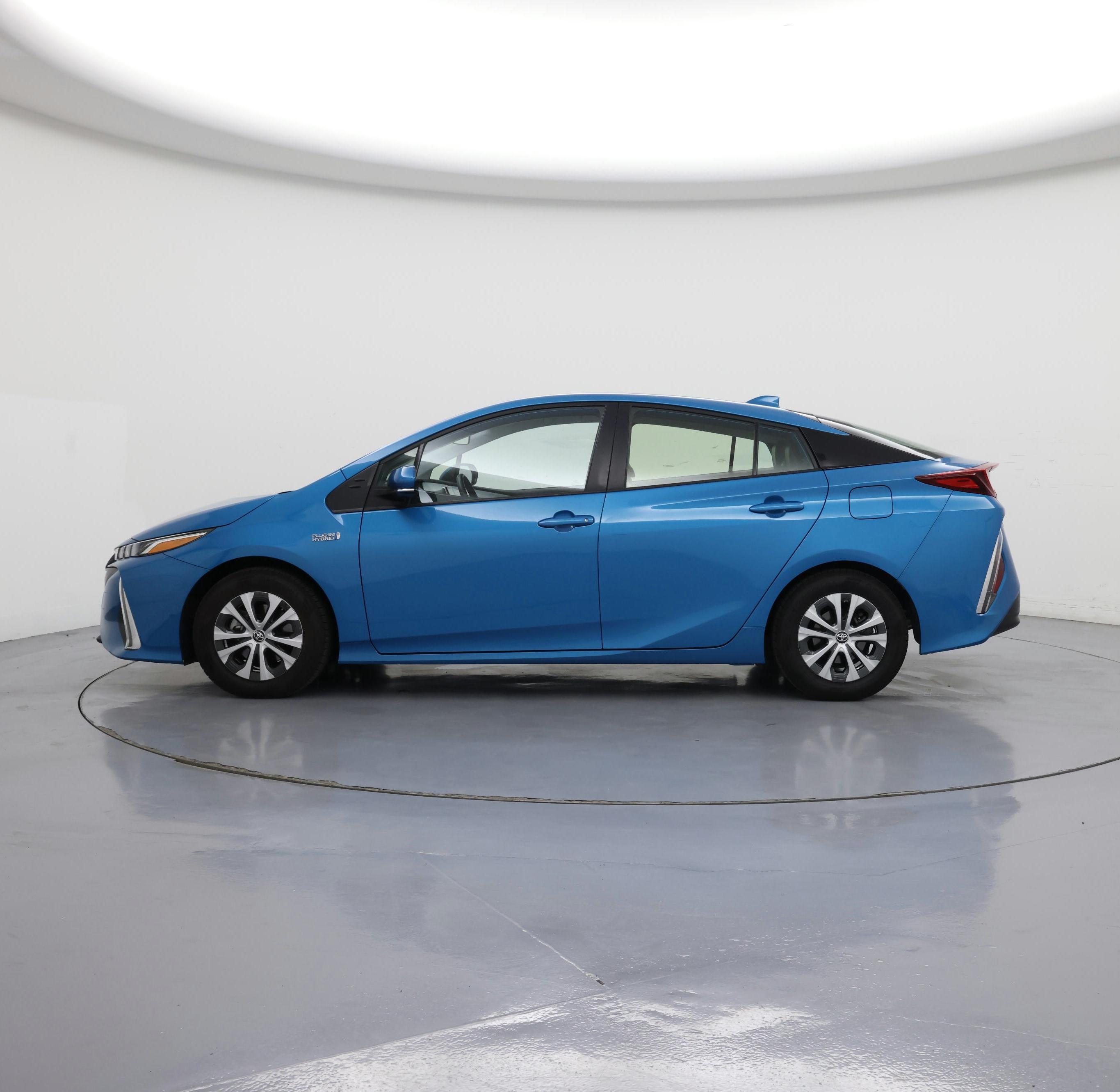 Thumbnail: 2021 Toyota Prius Prime - 3