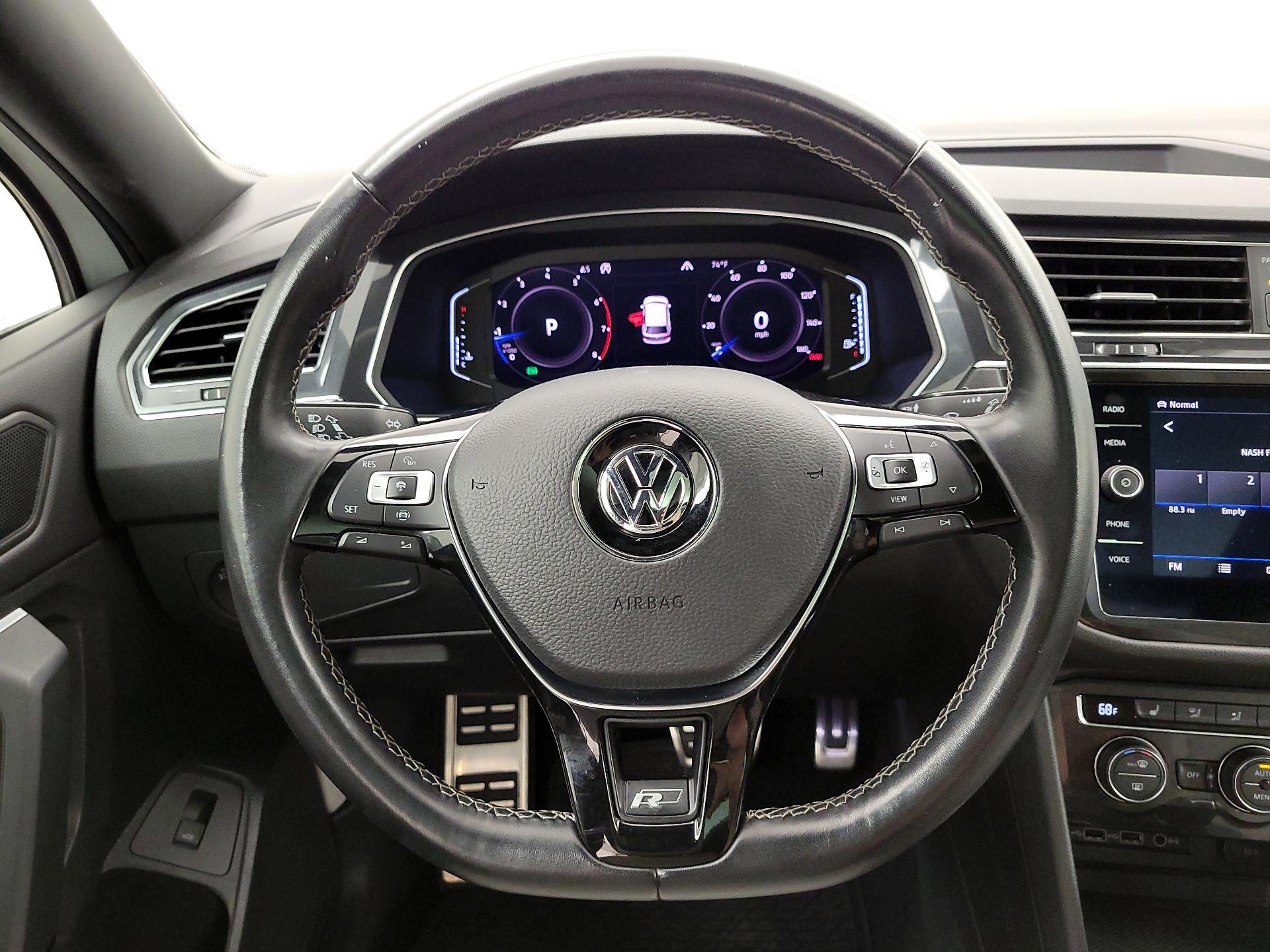 Thumbnail: 2019 Volkswagen Tiguan - 10