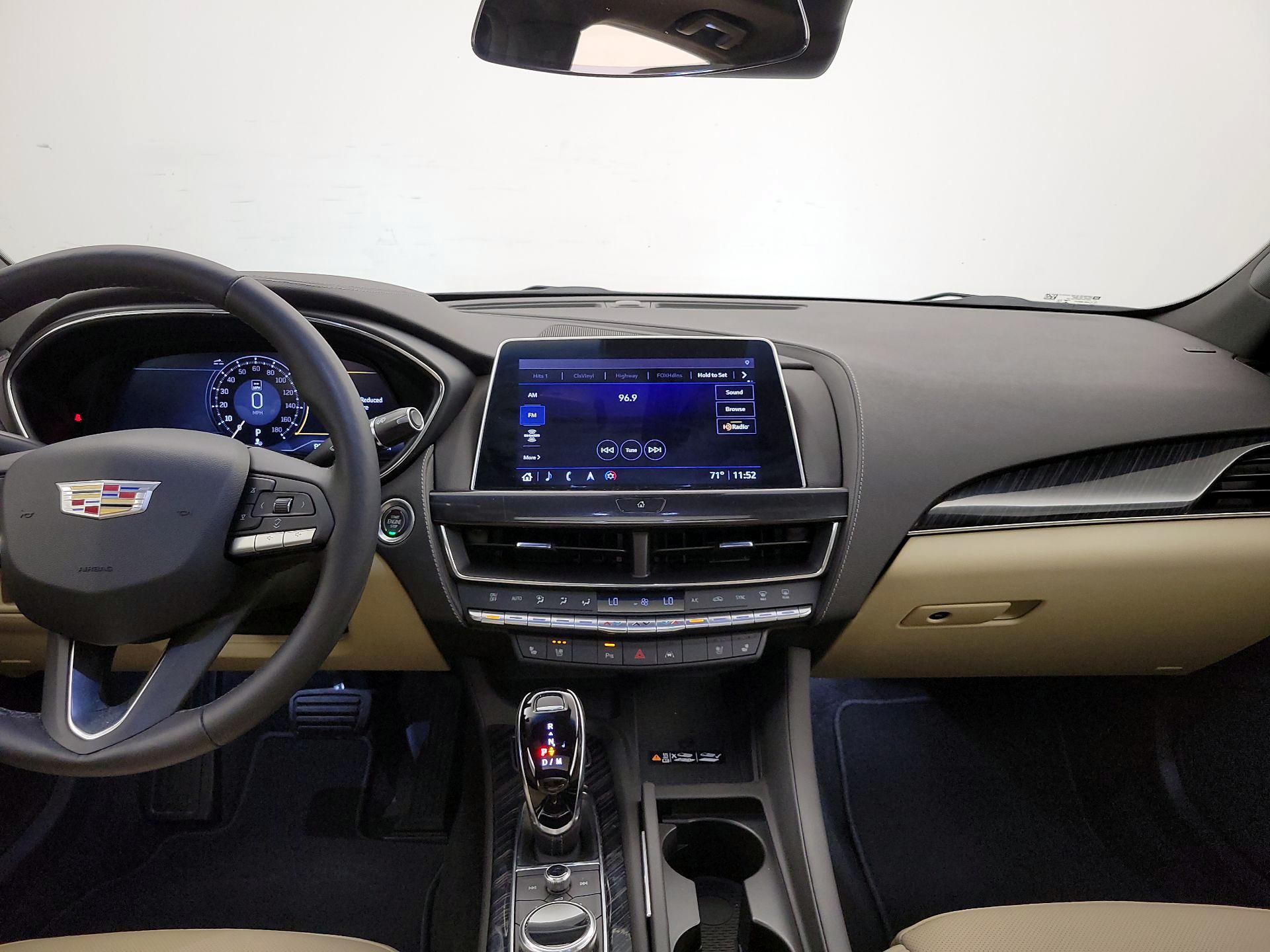 Thumbnail: 2022 Cadillac CT5 - 9