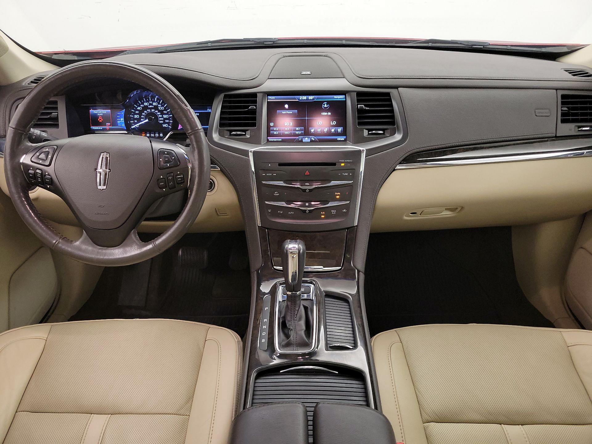 Thumbnail: 2015 Lincoln MKS - 9